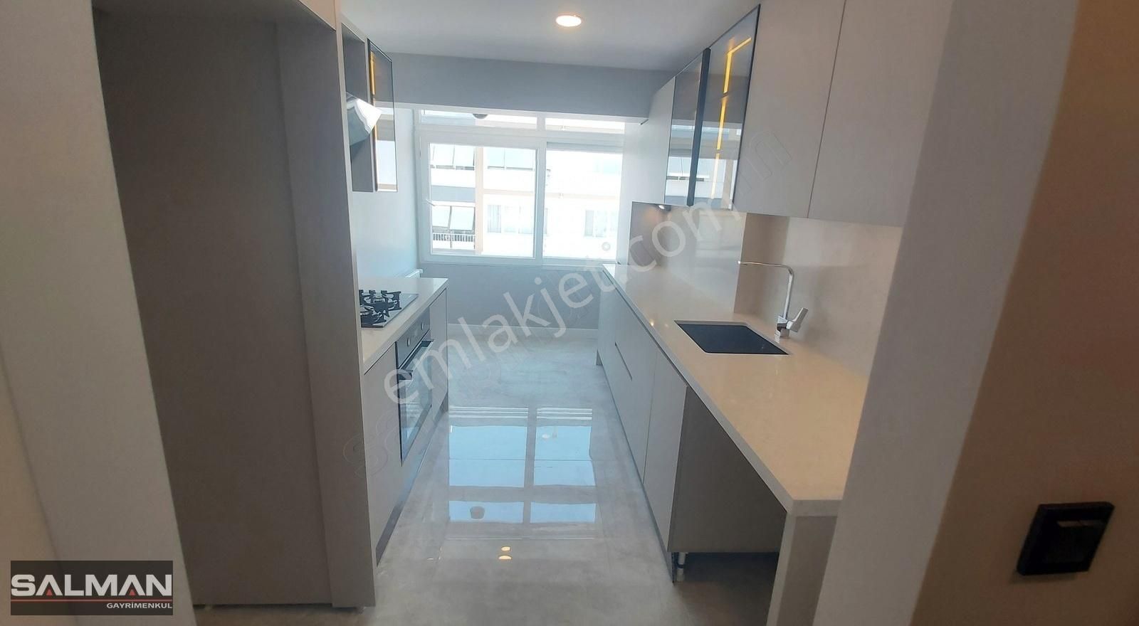 Bostanlı Yusuf Vardar Sokakta Full Tadilatlı Satılık 3+1 Daire - Görsel 19