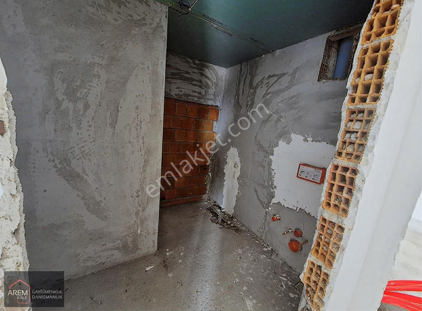 Çanakkale Esenler Karacaören'de Havuzlu Sıtede 3+1 Loft Daire - Görsel 16