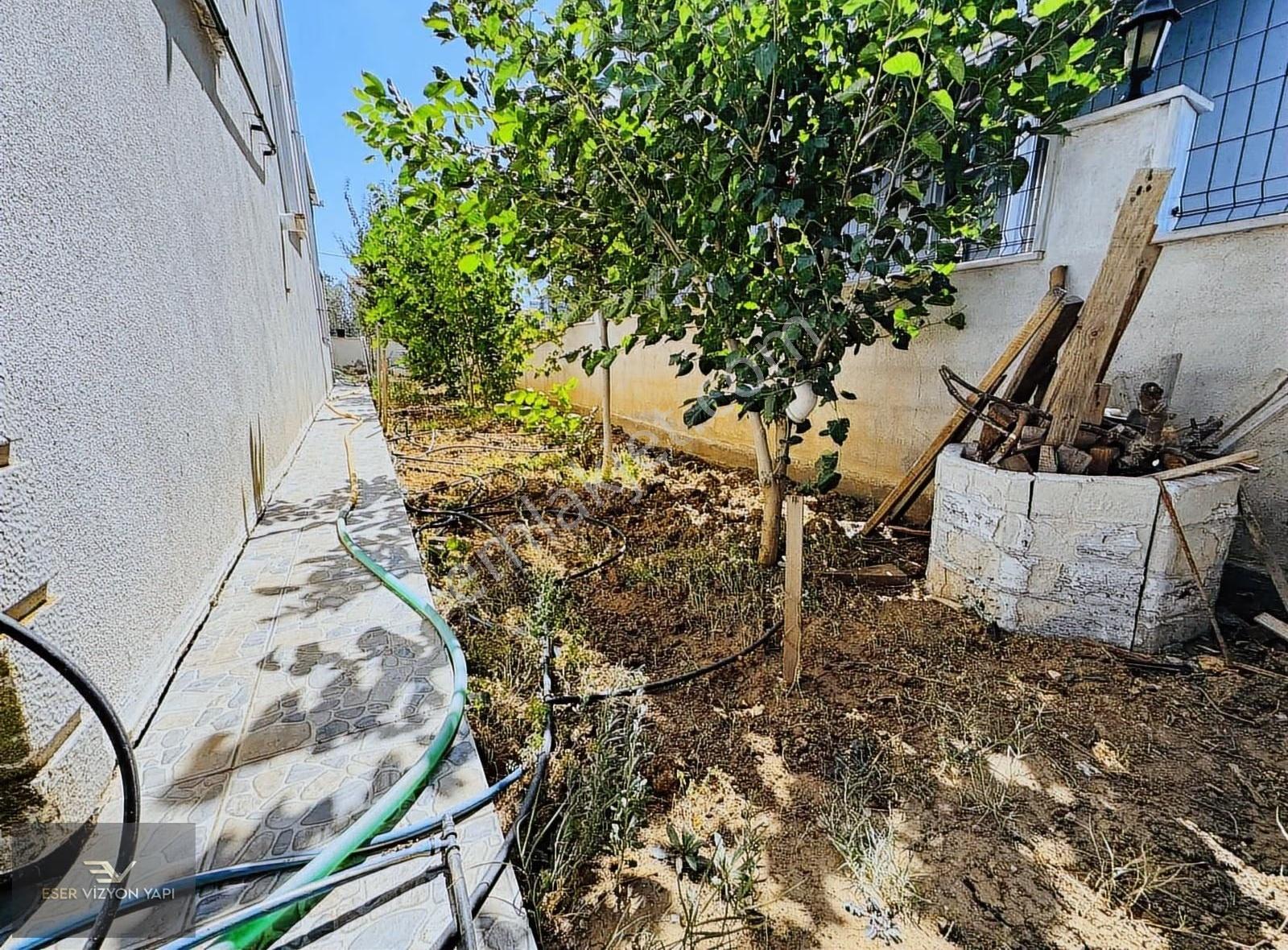 Caddeye Cephe 5+1 Bodrumlu Kış Bahçeli Otoparklı Daha İyisi Yok - Görsel 11