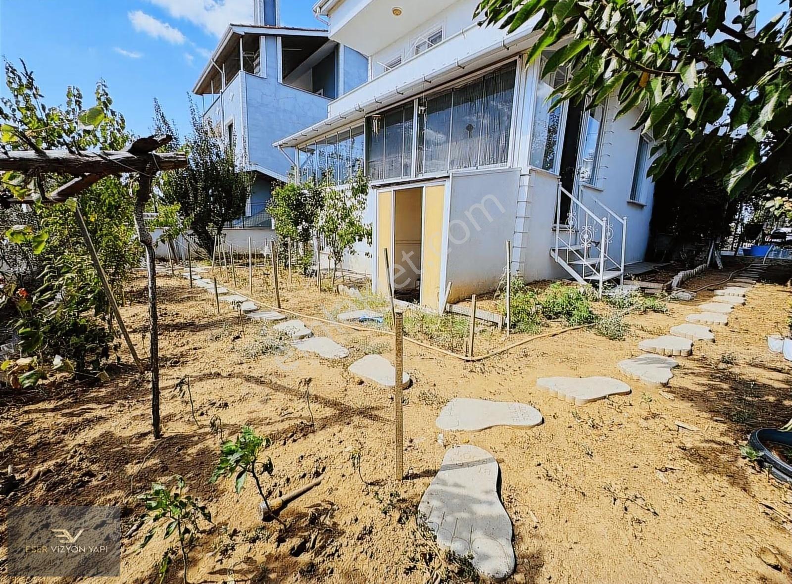 Caddeye Cephe 5+1 Bodrumlu Kış Bahçeli Otoparklı Daha İyisi Yok - Görsel 6
