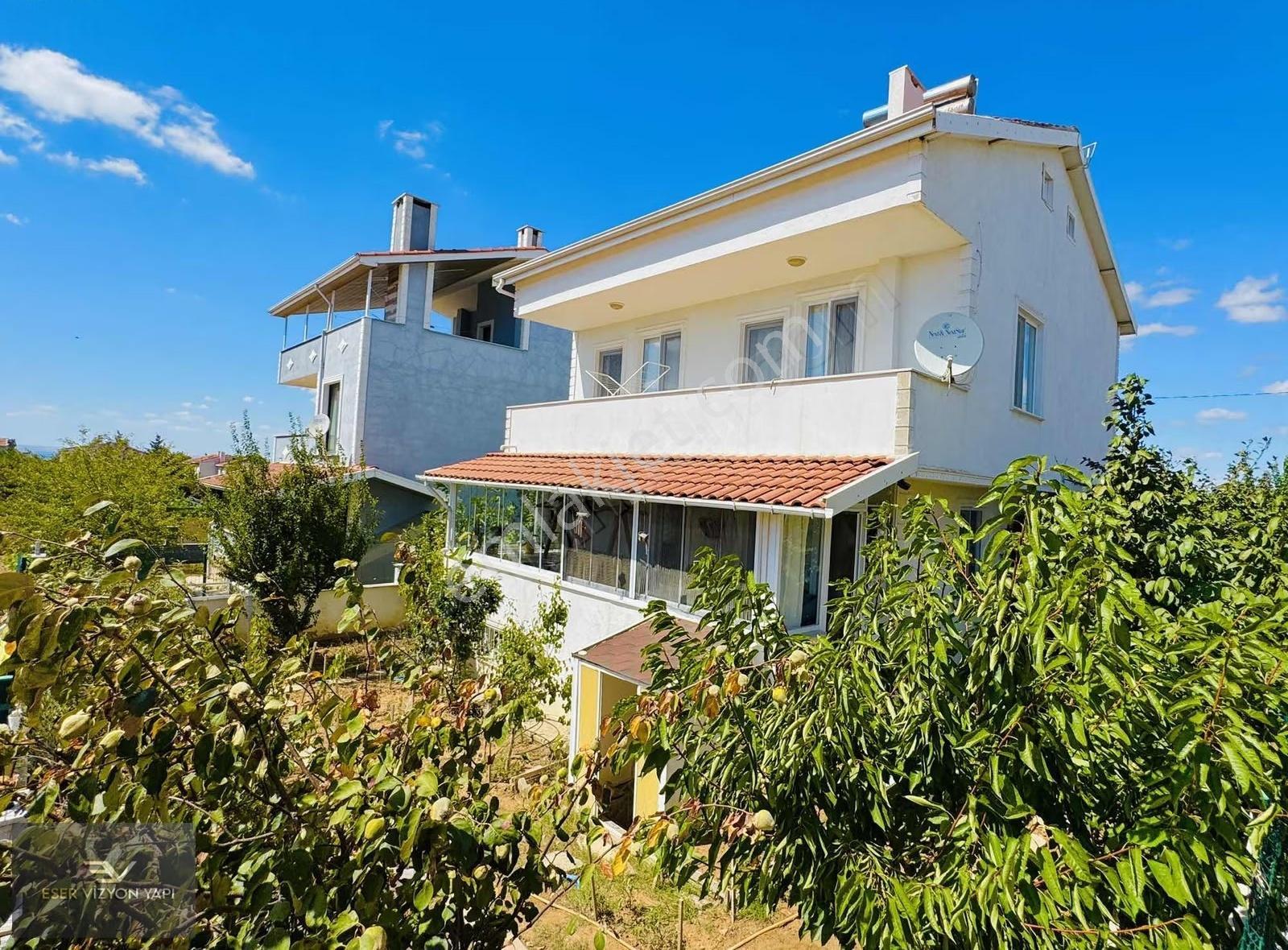 Caddeye Cephe 5+1 Bodrumlu Kış Bahçeli Otoparklı Daha İyisi Yok - Görsel 24