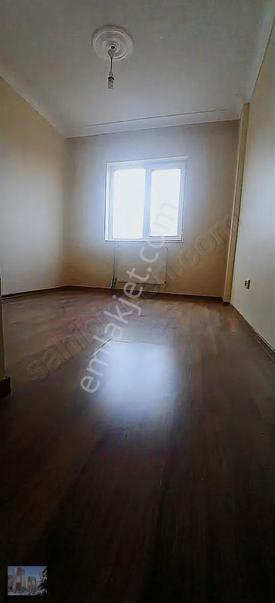 Ihlamur Sitesi'nde Kale Manzaralı 3+1 Kiralık Daire - Görsel 17