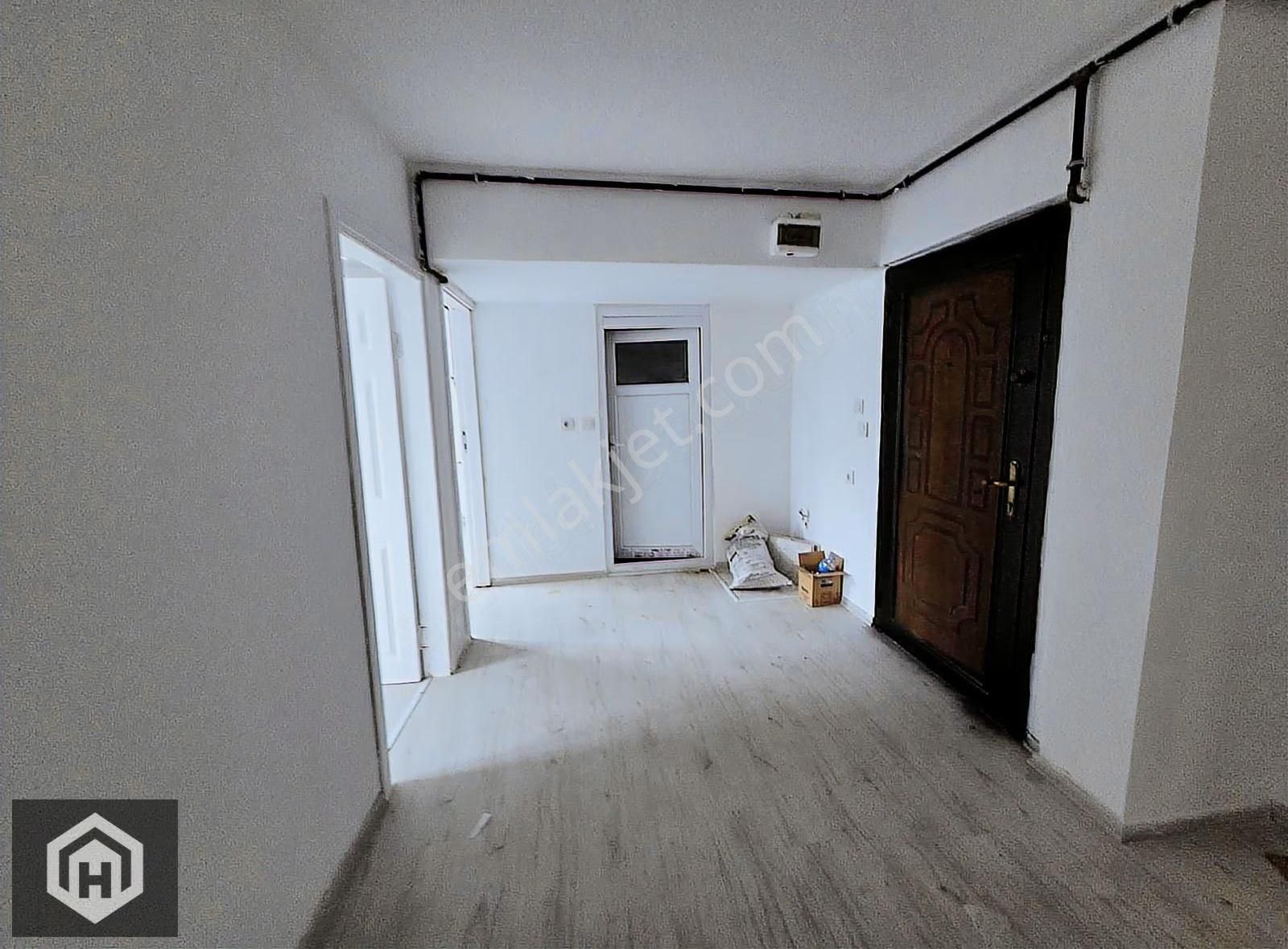 Mudanya'da İçi Yenilenmiş Deniz Manzaralı 2+1 Arakat Daire - Görsel 13
