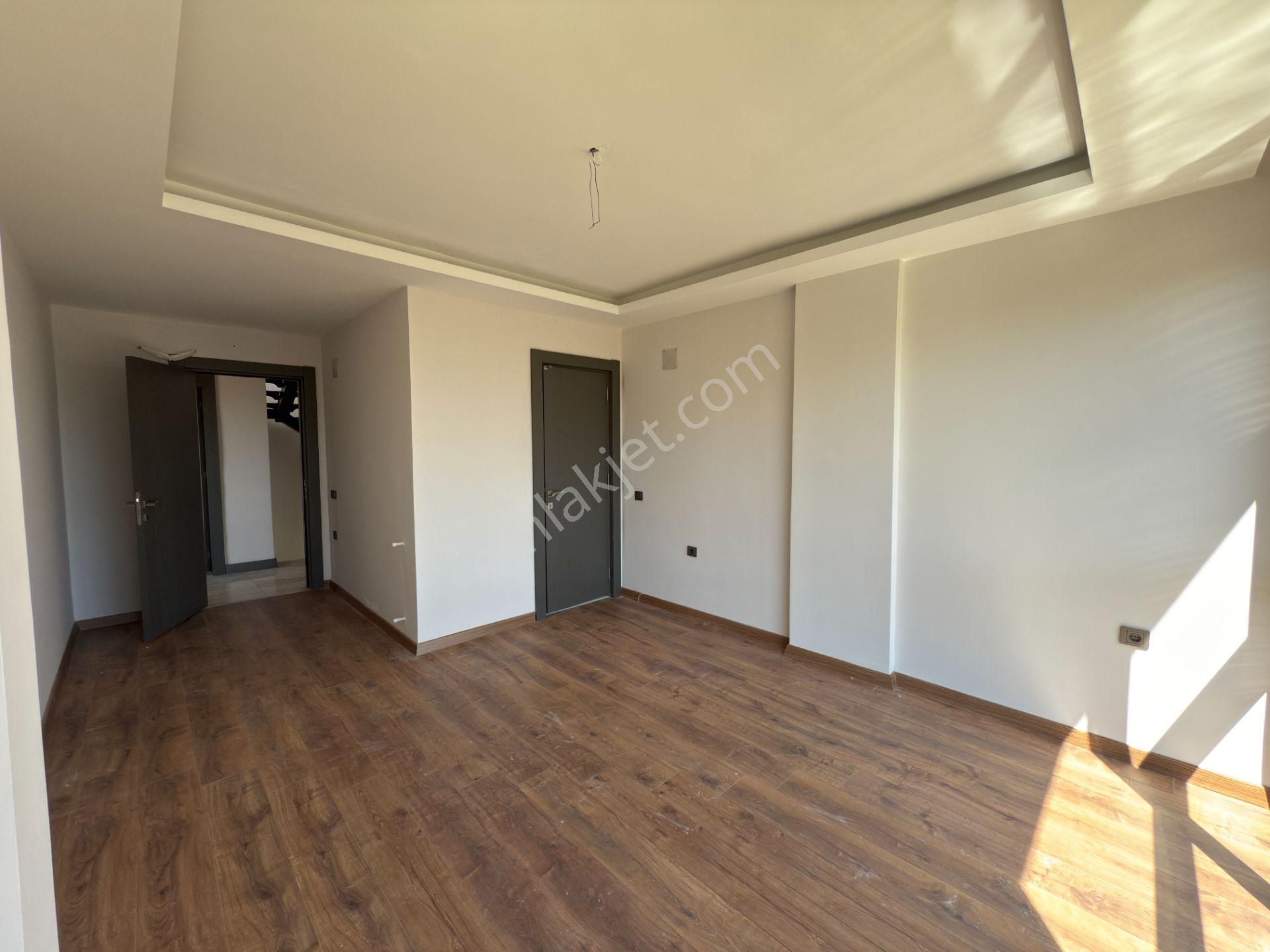 Thor'dan Ayaş'ta Denize Yürüme Mesafesinde 3+1 Dubleks Villa - Görsel 15