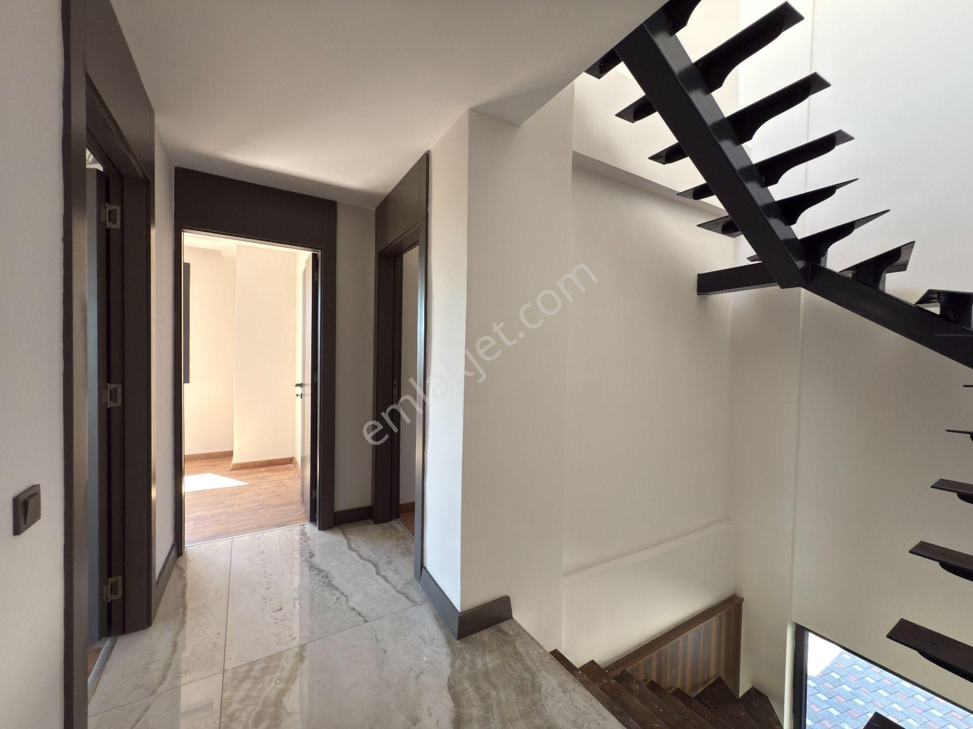 Thor'dan Ayaş'ta Denize Yürüme Mesafesinde 3+1 Dubleks Villa - Görsel 19