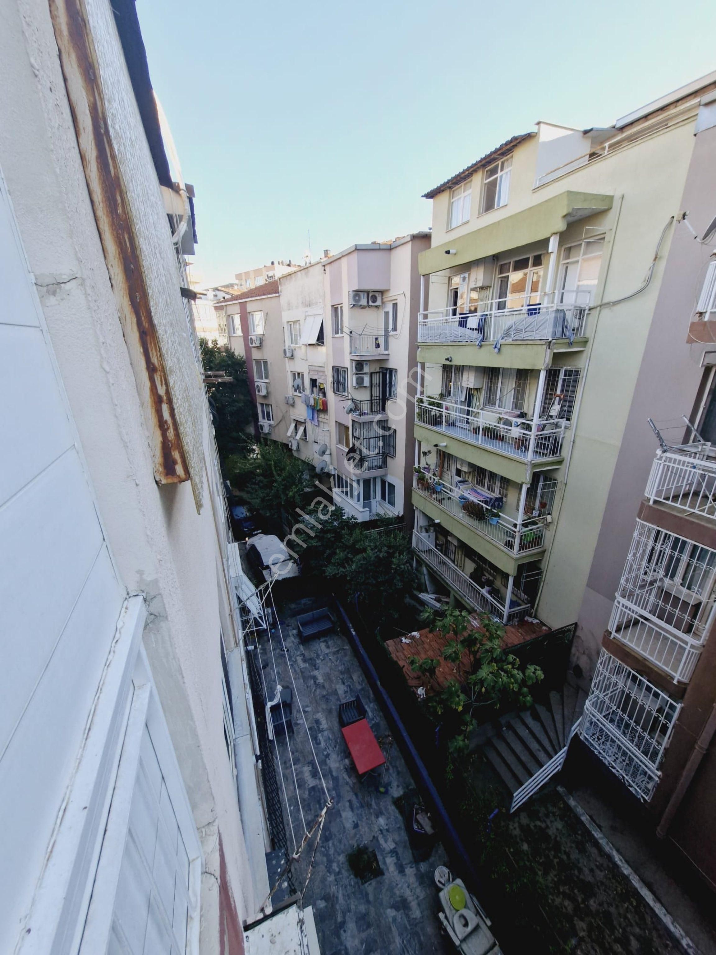 İnönü Caddesi Ve Metro İstasyonuna Çok Yakın Çift Cepheli Temiz Bakımlı Daire - Görsel 35
