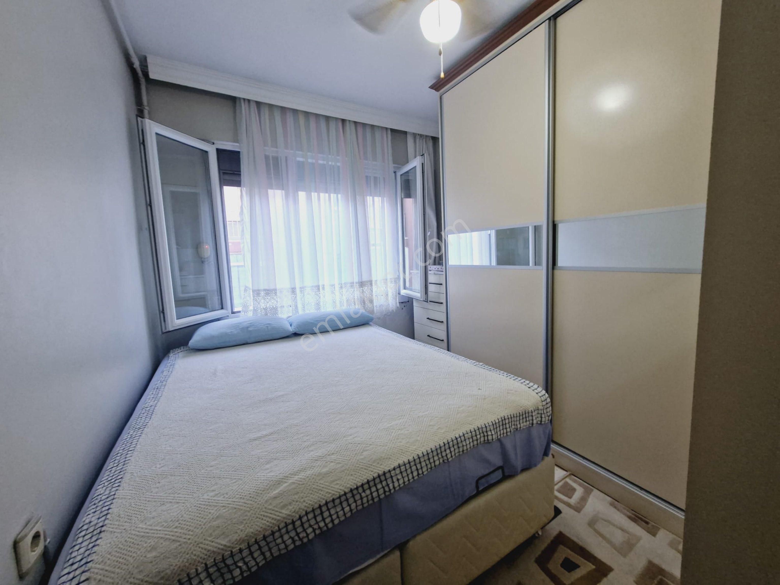 İnönü Caddesi Ve Metro İstasyonuna Çok Yakın Çift Cepheli Temiz Bakımlı Daire - Görsel 9