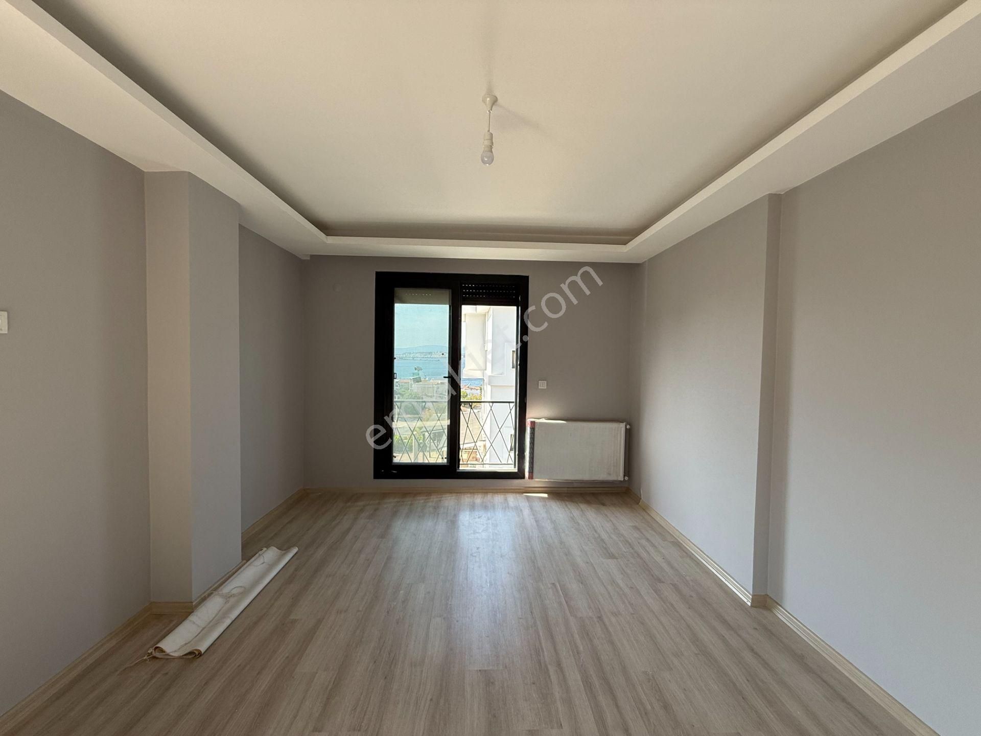 Seferihisar Akarca Elmastaş’ta Deniz Manzaralı, Havuzlu, Köşe Konumlu Müstakil Villa - Görsel 22