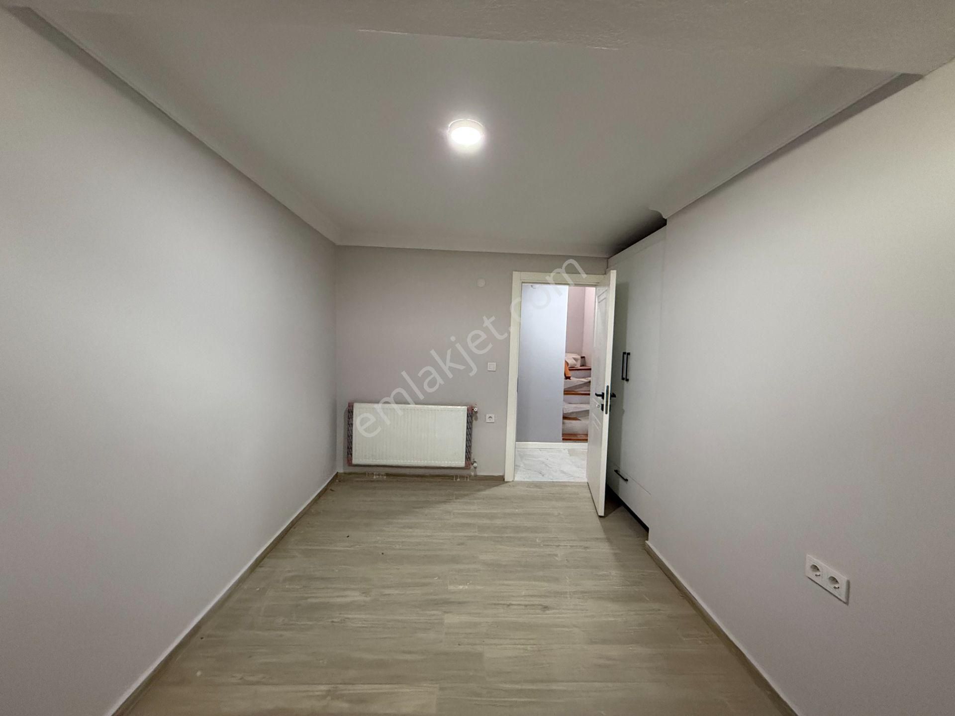 Seferihisar Akarca Elmastaş’ta Deniz Manzaralı, Havuzlu, Köşe Konumlu Müstakil Villa - Görsel 30