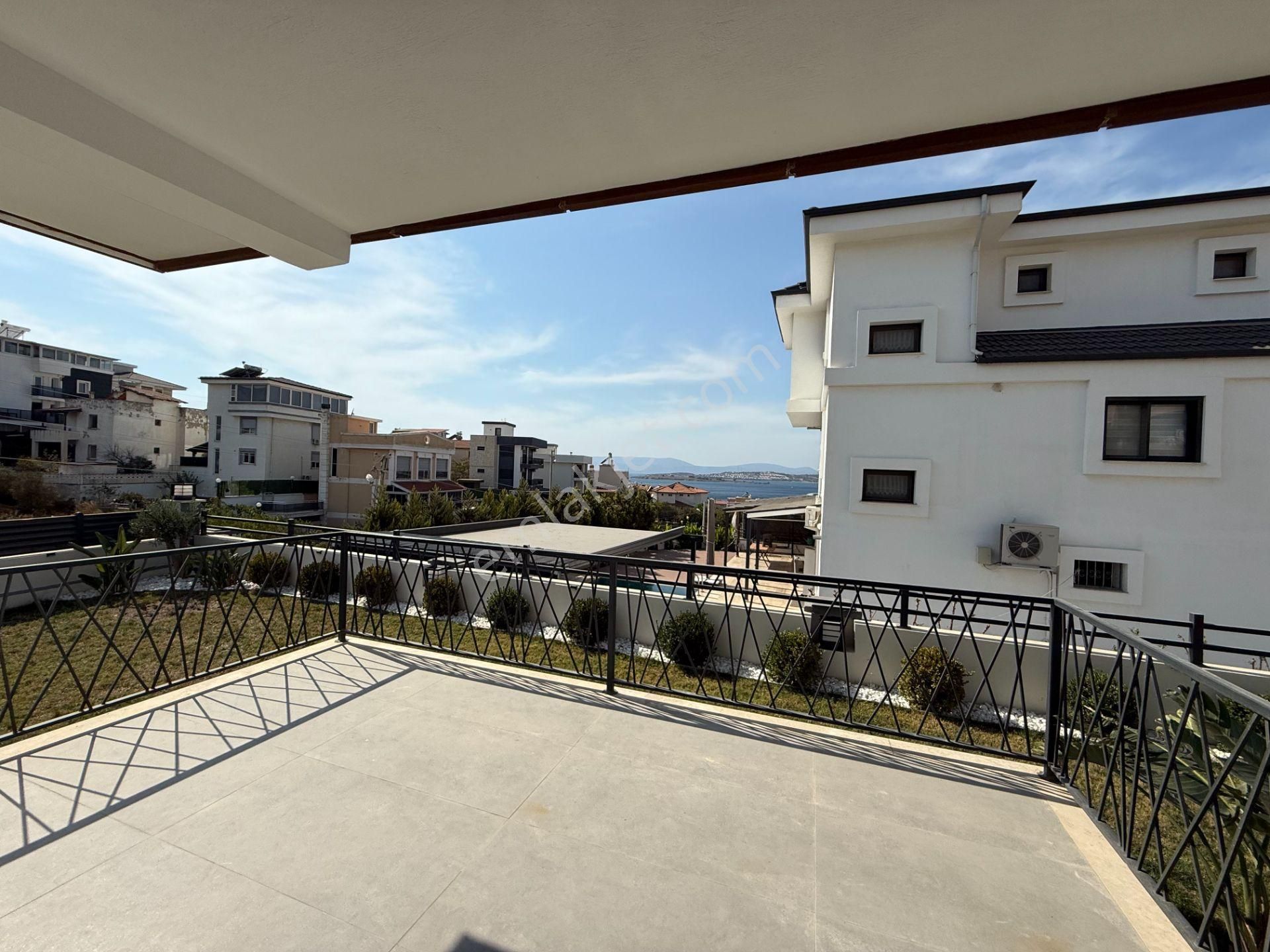 Seferihisar Akarca Elmastaş’ta Deniz Manzaralı, Havuzlu, Köşe Konumlu Müstakil Villa - Görsel 4