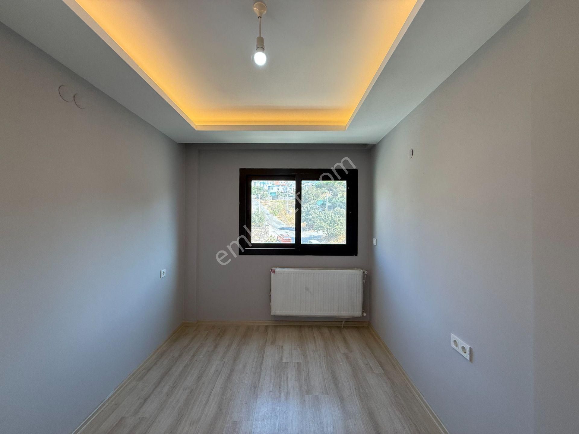 Seferihisar Akarca Elmastaş’ta Deniz Manzaralı, Havuzlu, Köşe Konumlu Müstakil Villa - Görsel 27