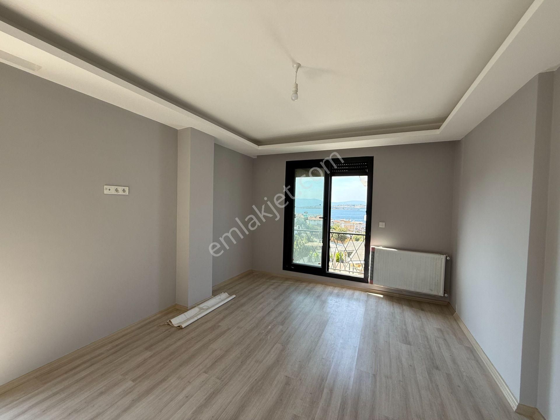 Seferihisar Akarca Elmastaş’ta Deniz Manzaralı, Havuzlu, Köşe Konumlu Müstakil Villa - Görsel 21