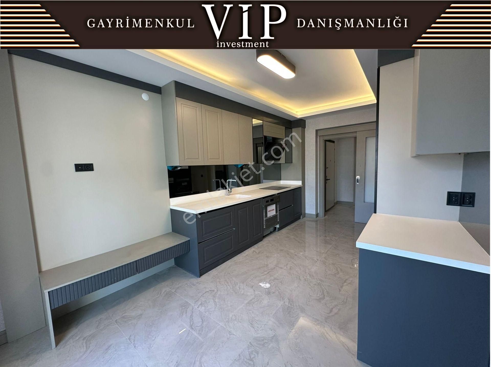 Yenimahalle Susuzda Ultra Lüx Yapılı 4+1 Satılık Daire