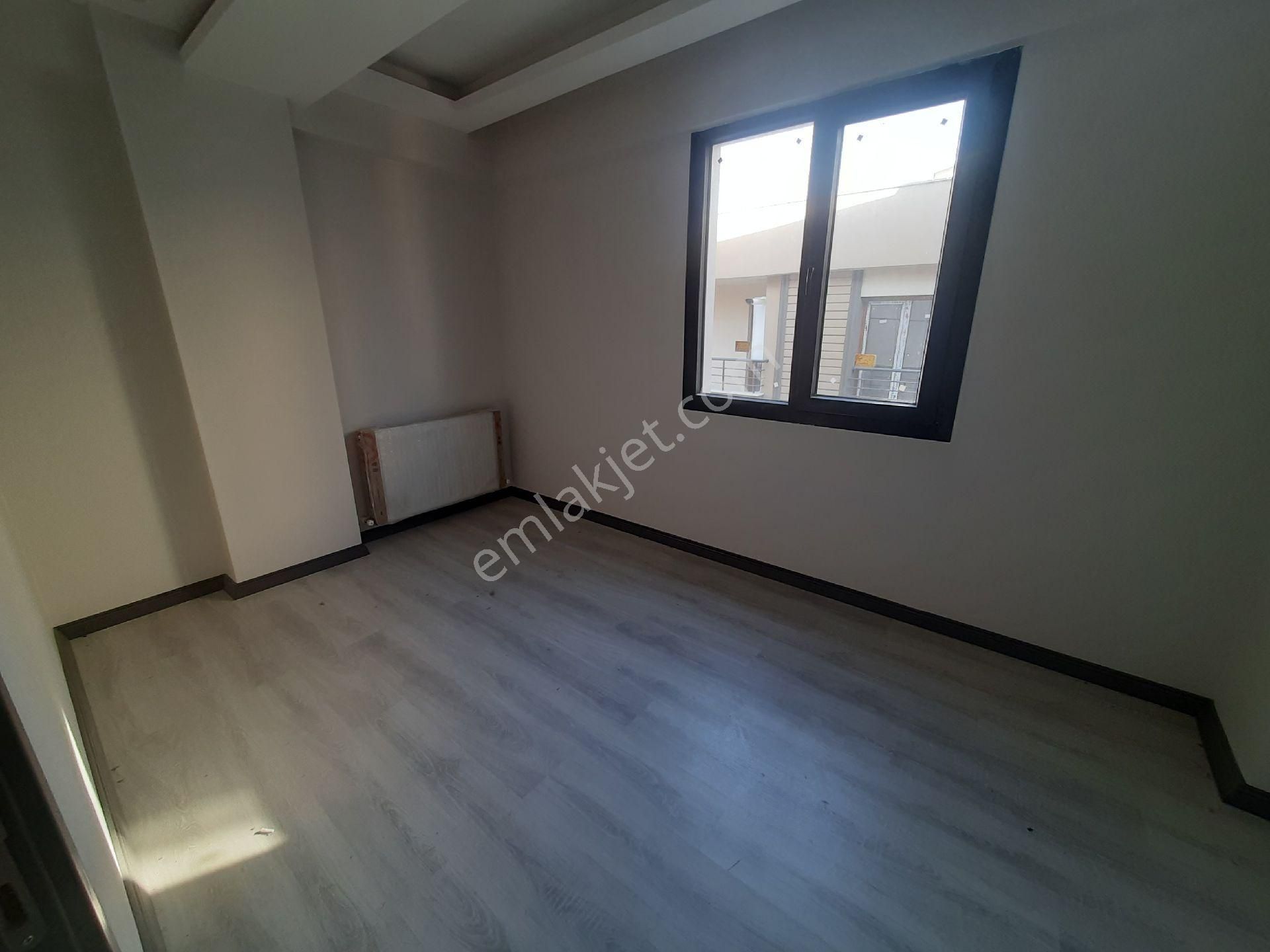 Manisa Akhisar Hürriyet Mahallesi Okullar Bölgesine Yakın Satılık 2+1❗️ Teraslı Dubleks Daire - Görsel 2