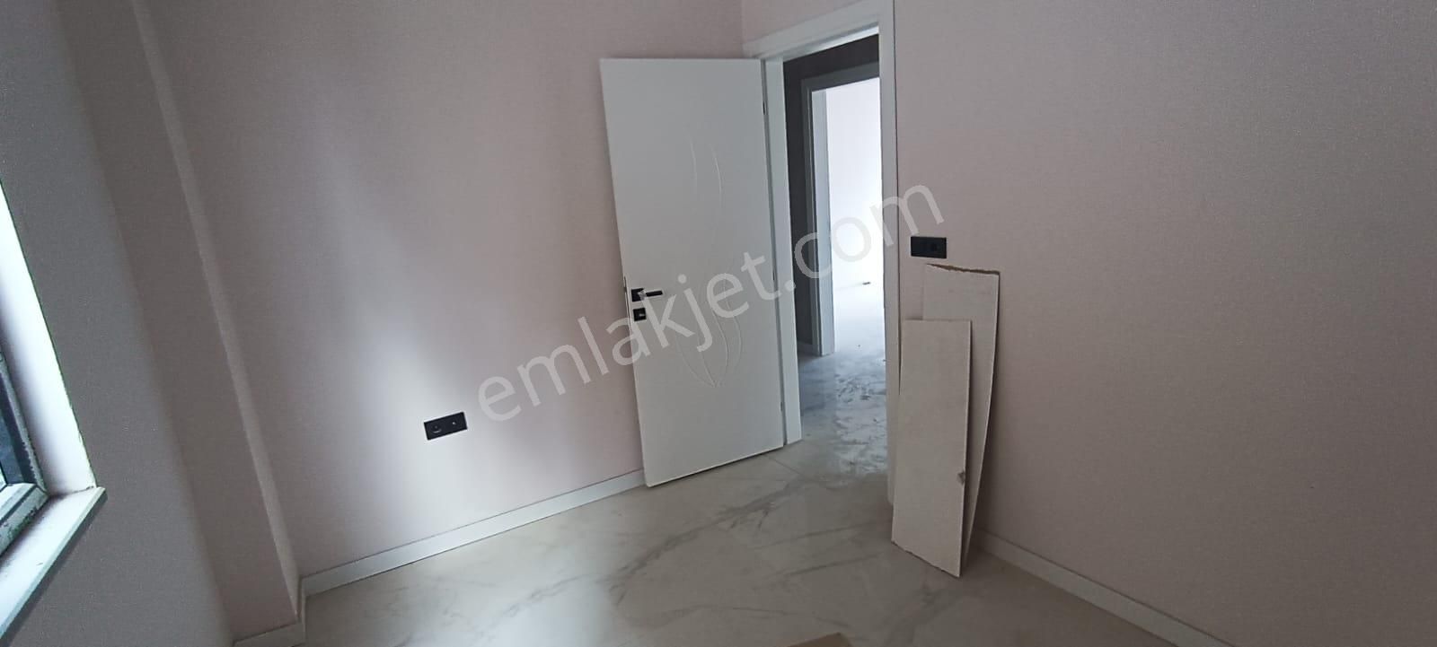 Ender Uysal Gayrimenkulden Atalar Mahallesin De 3+1 Balkonlu Asansörlü Sıfır Lüx Daire - Görsel 8