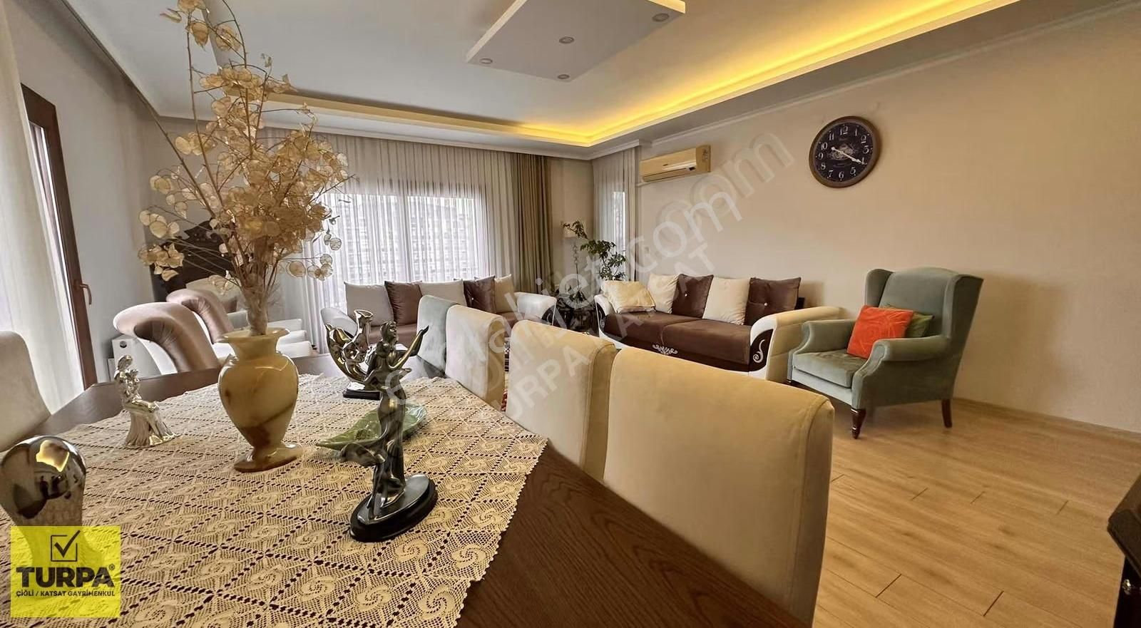 Karşıyaka İmbatlı'da Satılık 4+1 Teraslı Lüks Dubleks Daire - Görsel 7