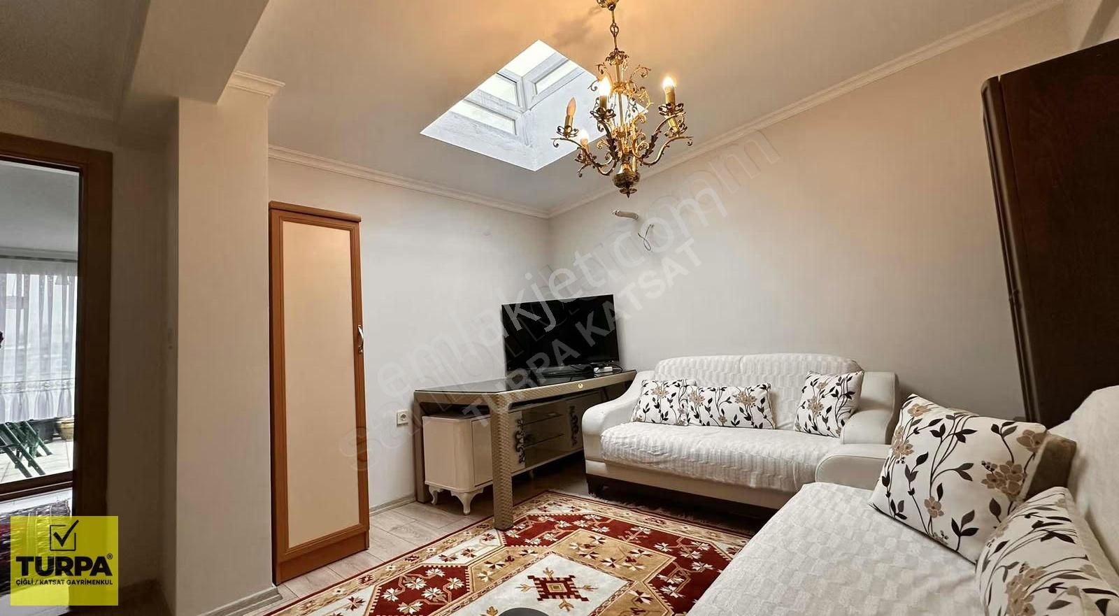 Karşıyaka İmbatlı'da Satılık 4+1 Teraslı Lüks Dubleks Daire - Görsel 2