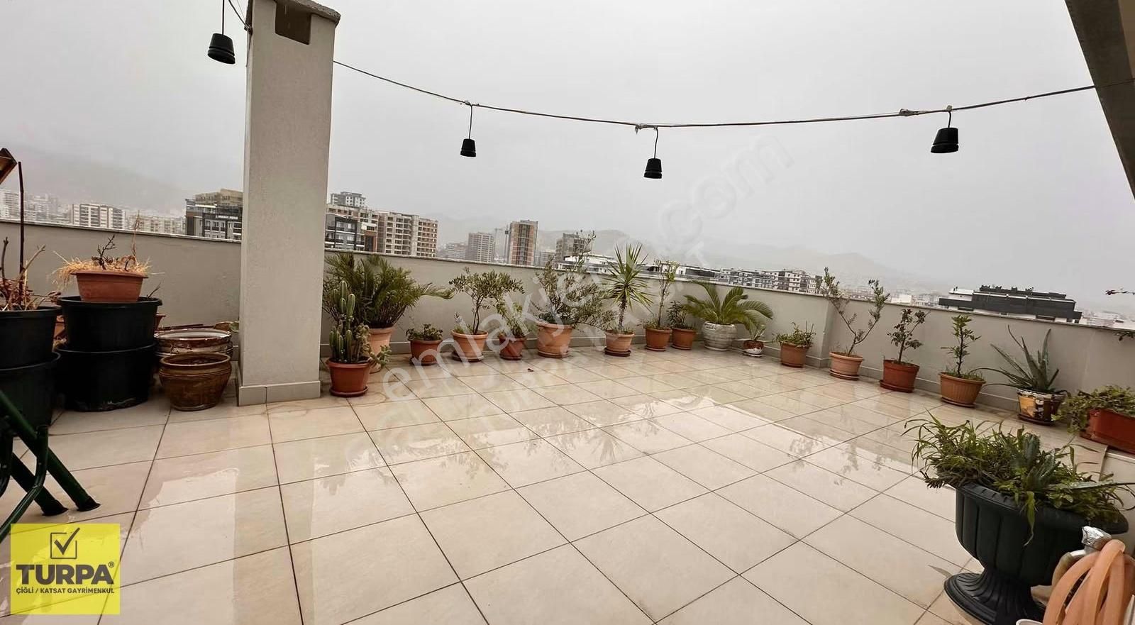 Karşıyaka İmbatlı'da Satılık 4+1 Teraslı Lüks Dubleks Daire - Görsel 19