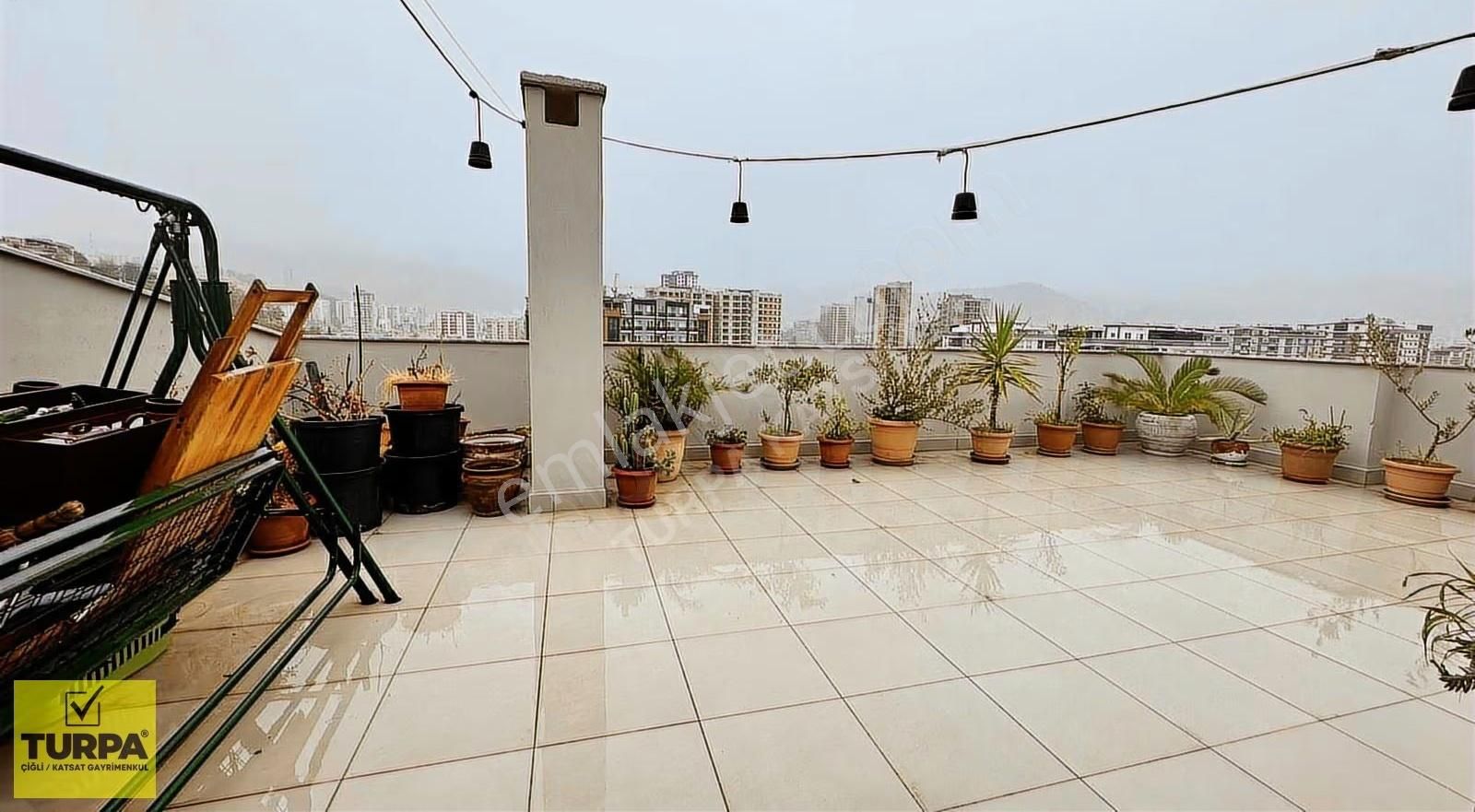 Karşıyaka İmbatlı'da Satılık 4+1 Teraslı Lüks Dubleks Daire - Görsel 27