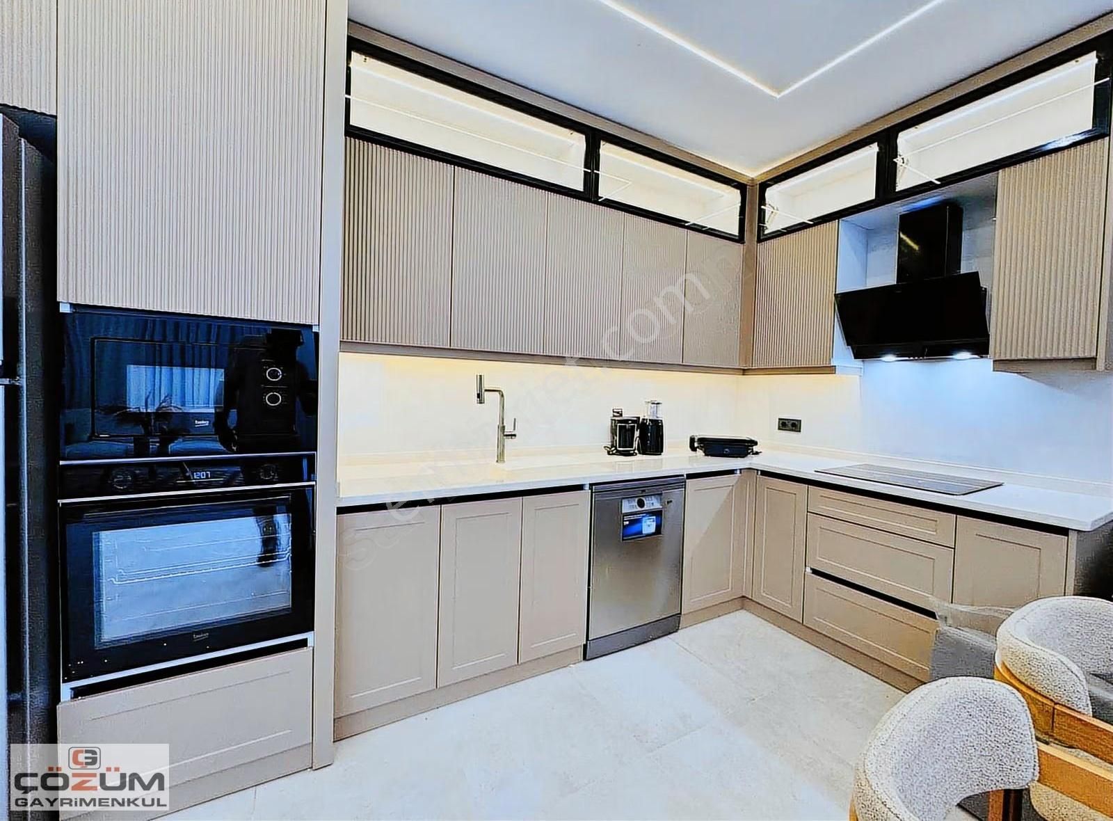 Villada Bambaşka Soluk! Lüks Eşyalı Villa - Görsel 14