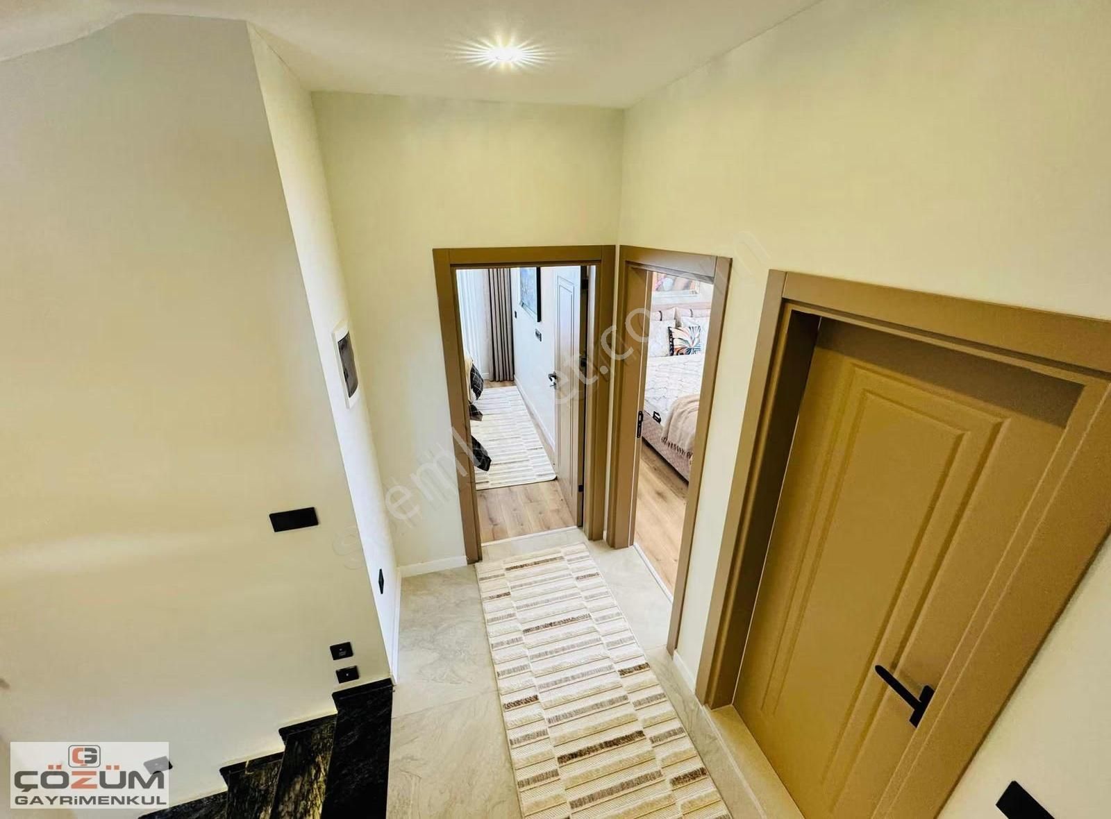 Villada Bambaşka Soluk! Lüks Eşyalı Villa - Görsel 25