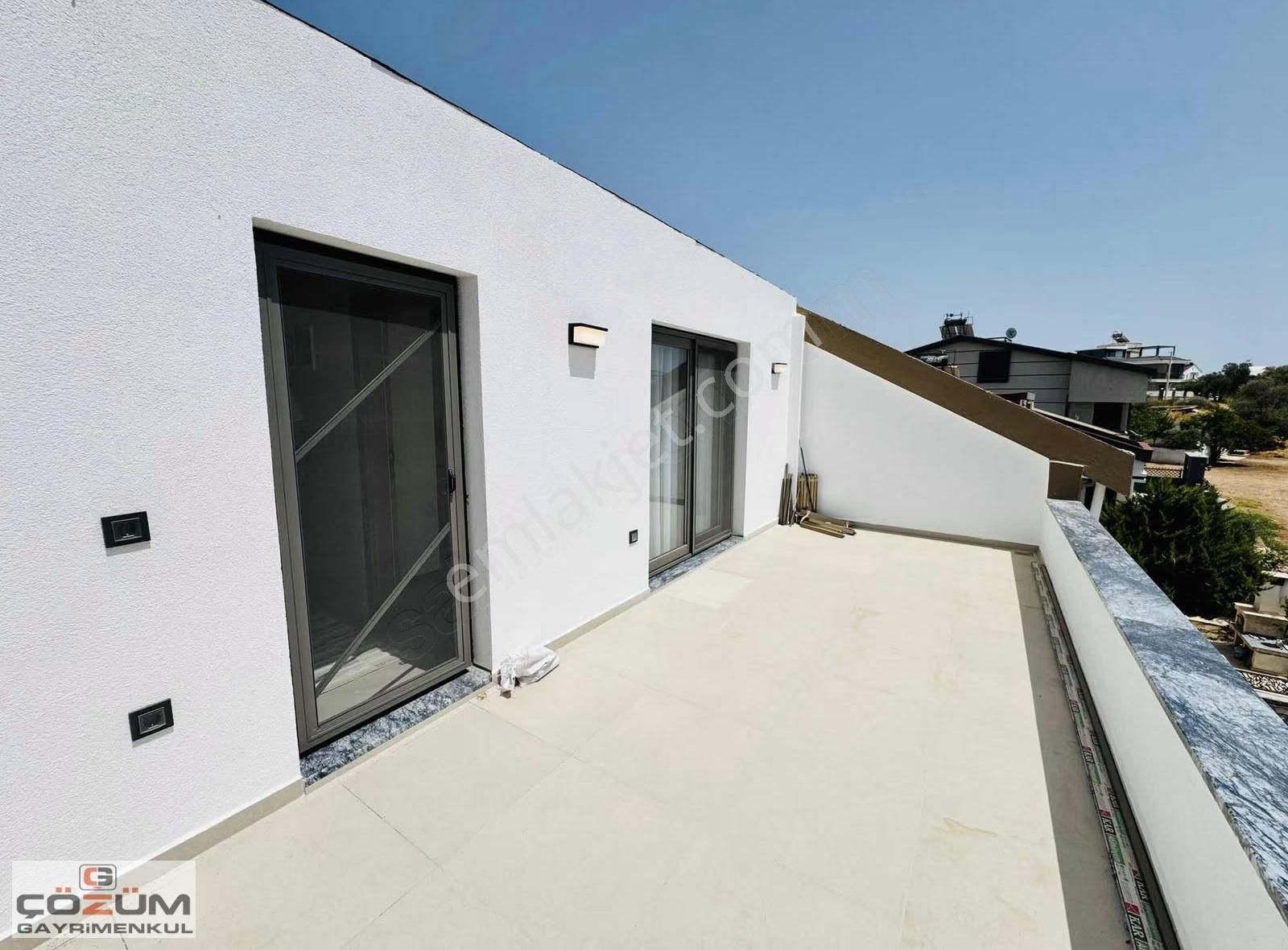 Villada Bambaşka Soluk! Lüks Eşyalı Villa - Görsel 30