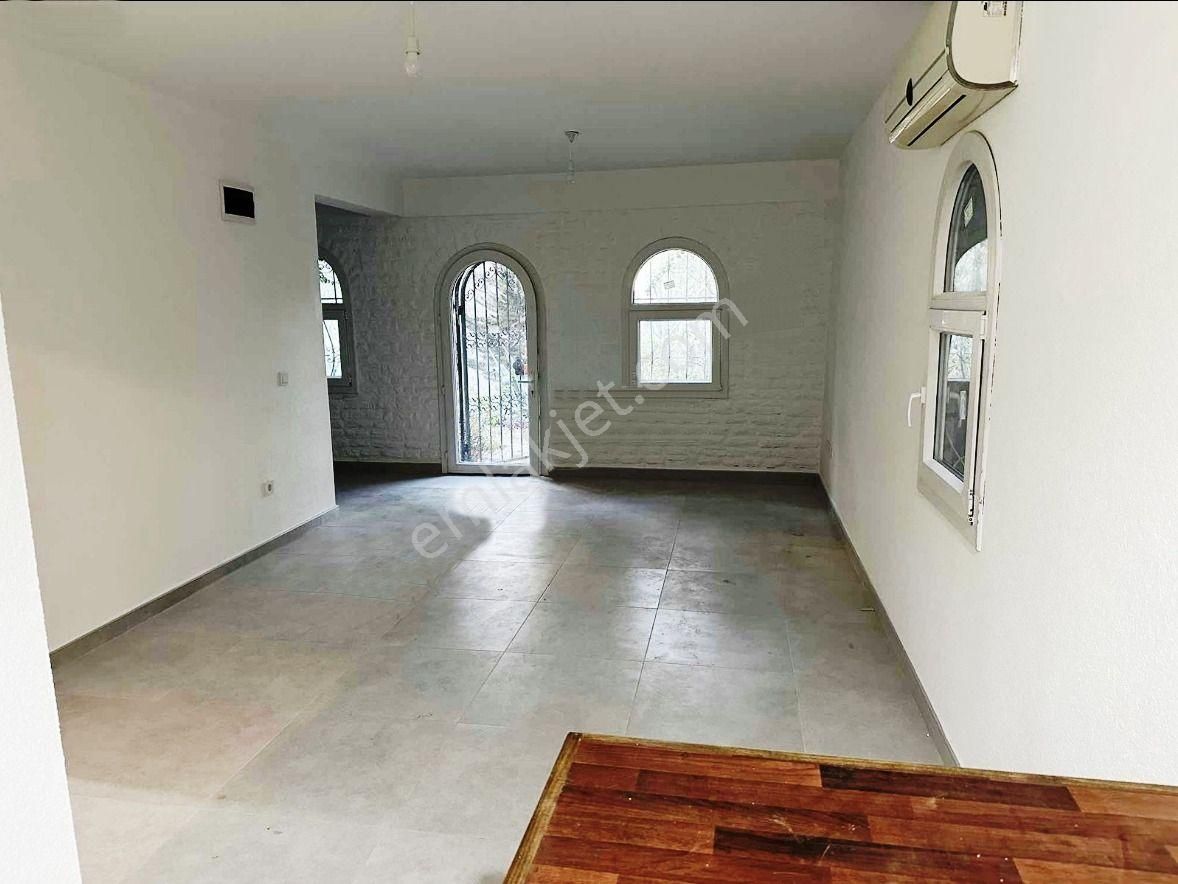 Bodrum Merkez Butik Havuzlu Site İçi Yenilenmiş Bahçe Katı Daire! - Görsel 4