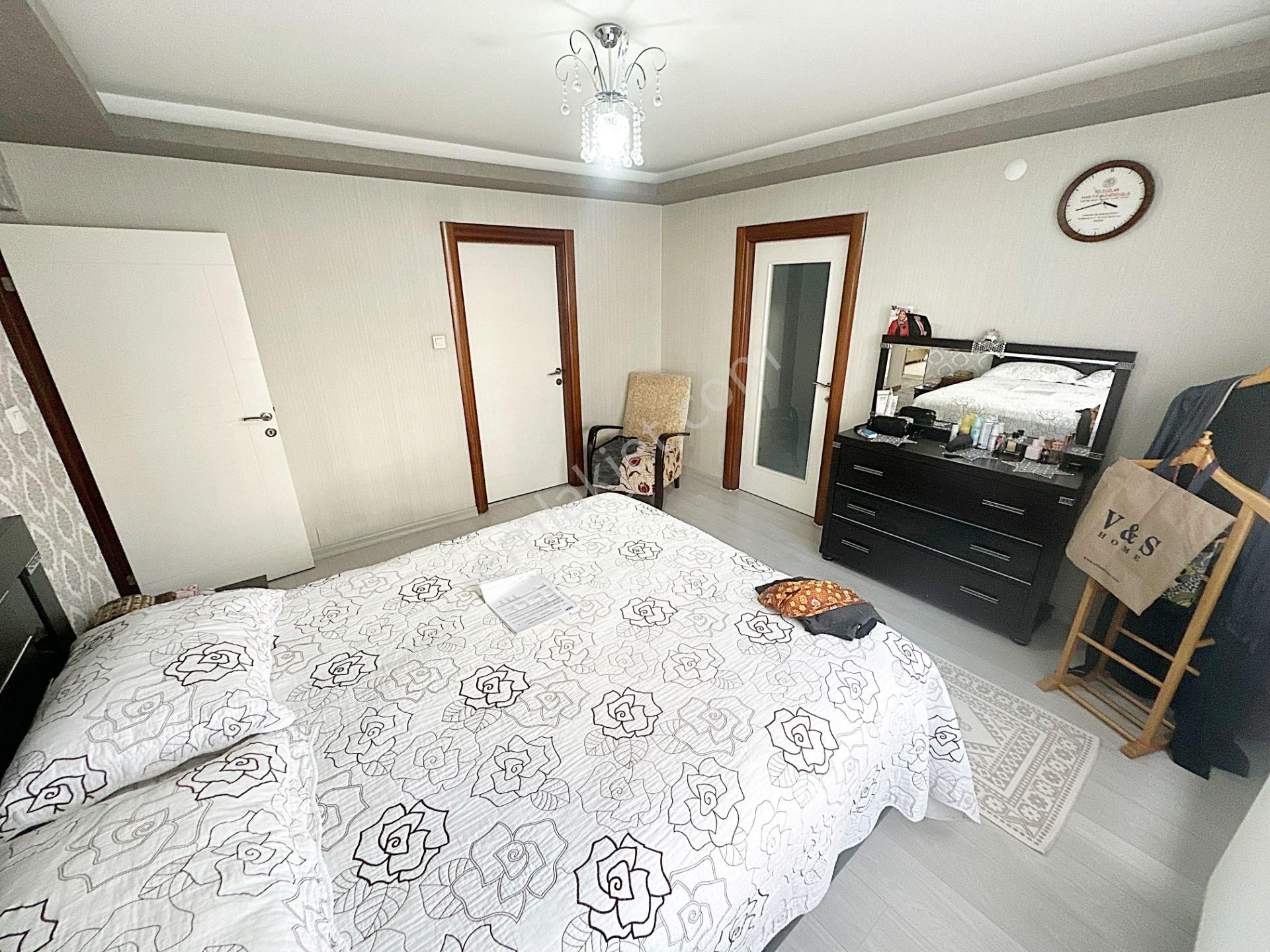 Cihandan Güventepe Mah Tek Bloklu Site İçerisinde 4+1 Ful Yapılı - Görsel 25