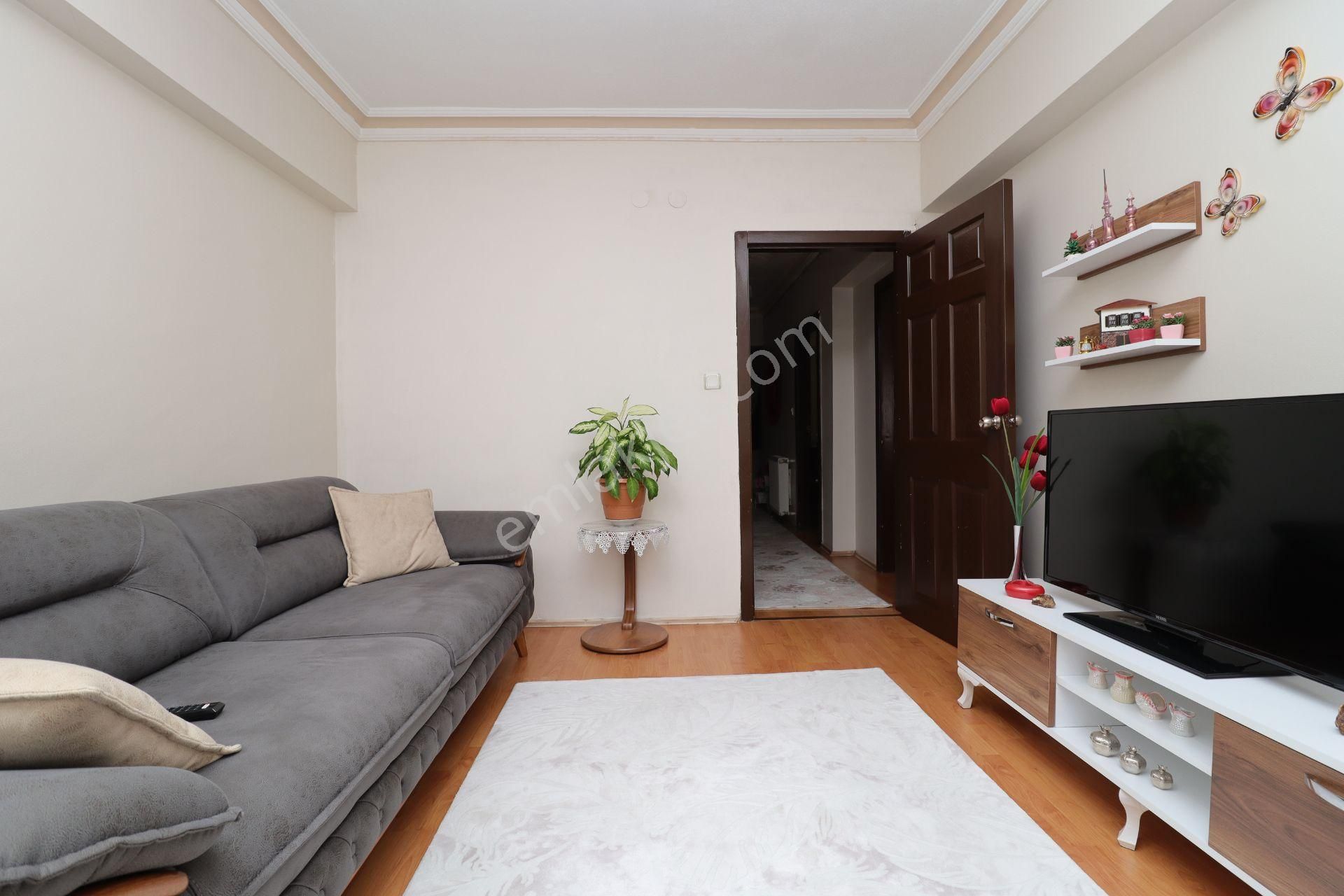 Akif'ten Ahimesut Gimsa Yakınında 3+1 Ön Cephe Satılık Daire - Görsel 13