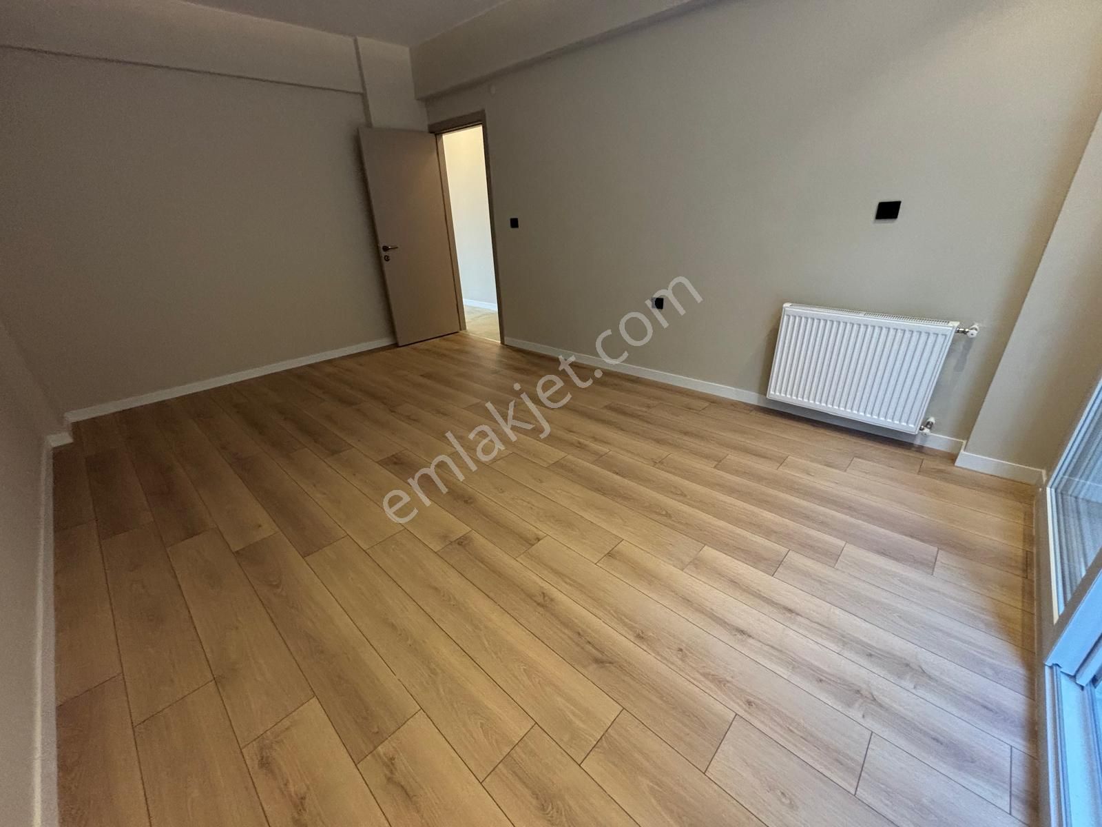 Asilden Amerikan Koleji Yakını Full Tadilatı Satılık 3+1 - Görsel 20