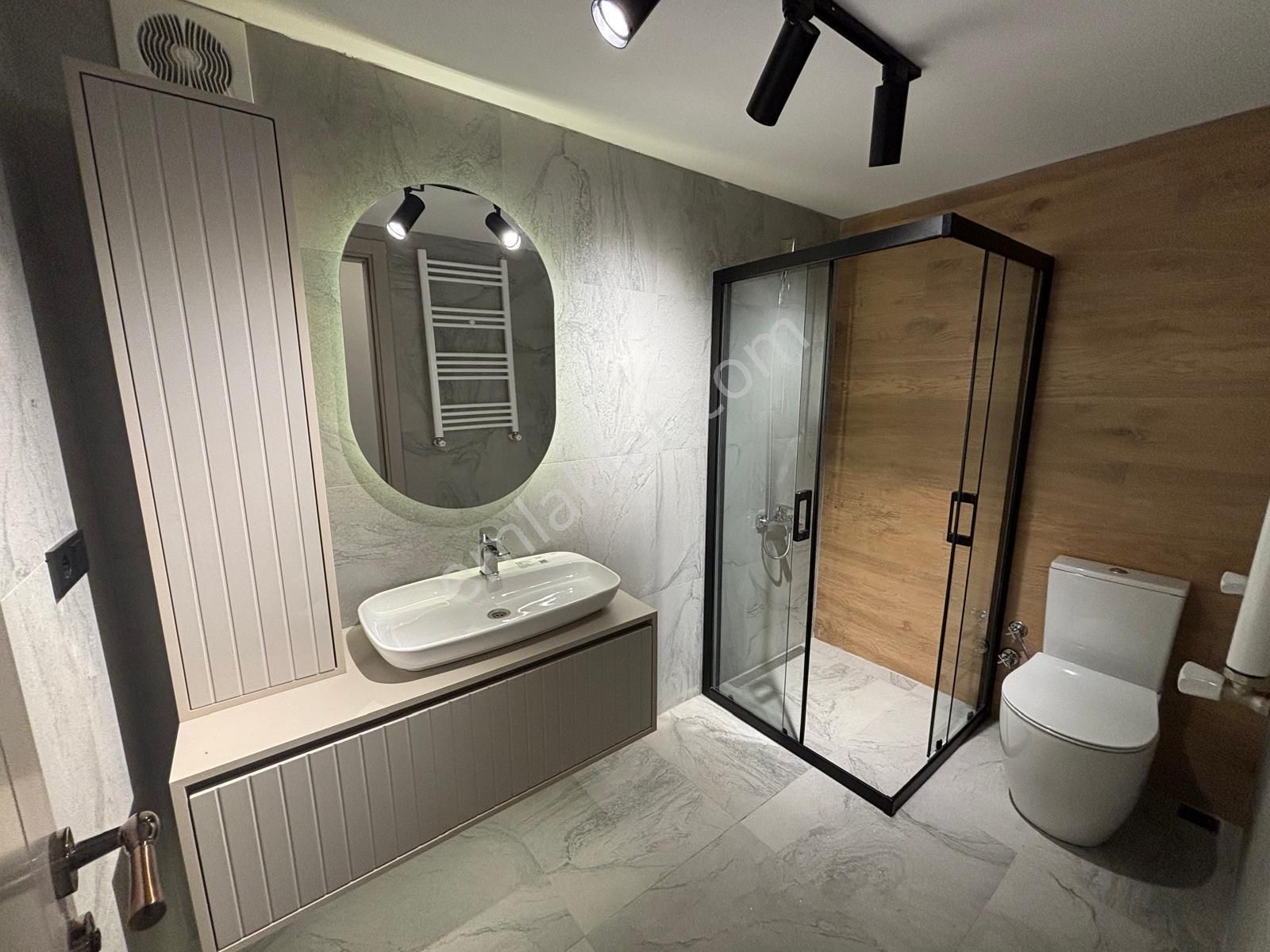 Asilden Amerikan Koleji Yakını Full Tadilatı Satılık 3+1 - Görsel 11