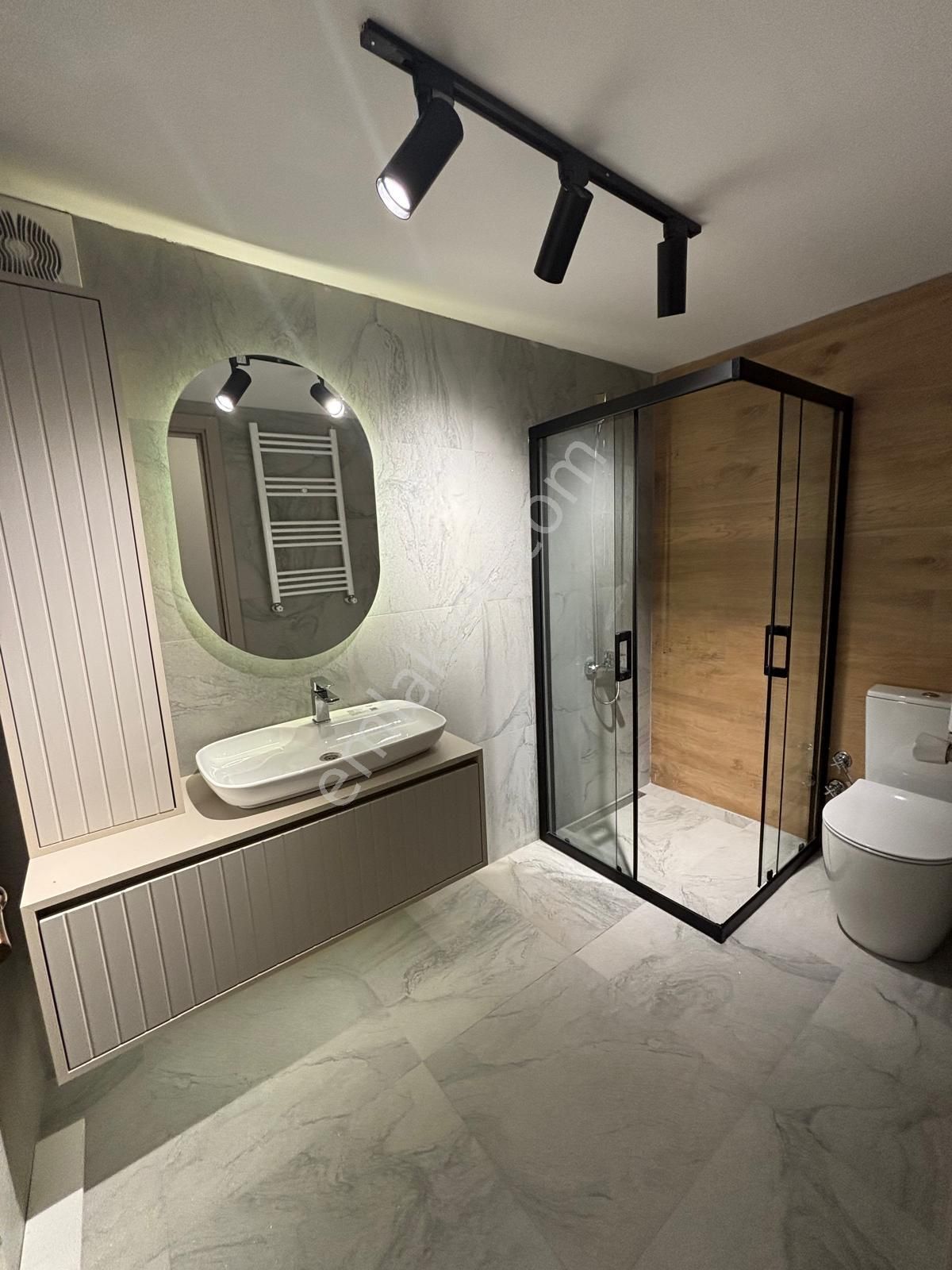 Asilden Amerikan Koleji Yakını Full Tadilatı Satılık 3+1 - Görsel 12