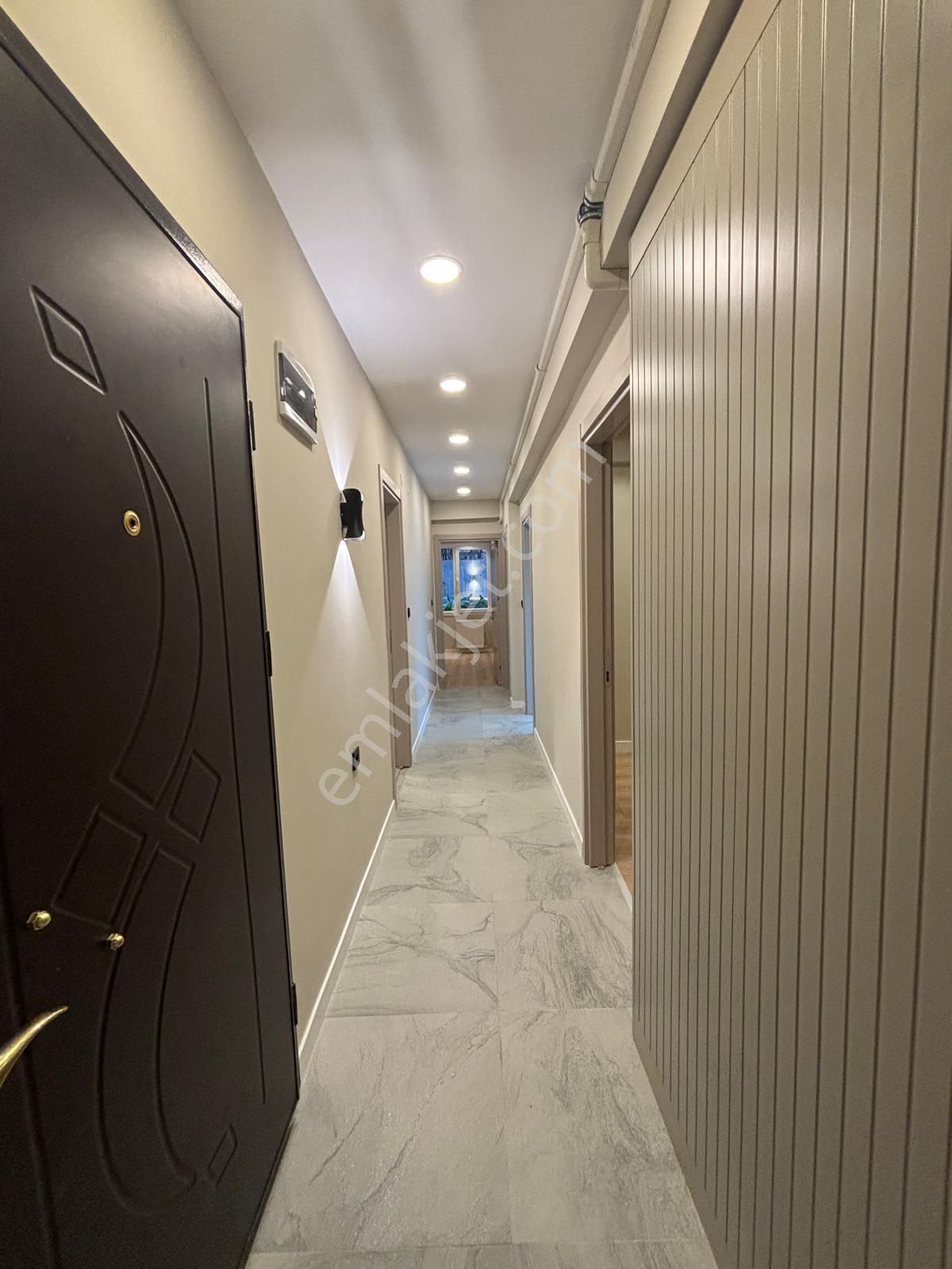 Asilden Amerikan Koleji Yakını Full Tadilatı Satılık 3+1 - Görsel 8