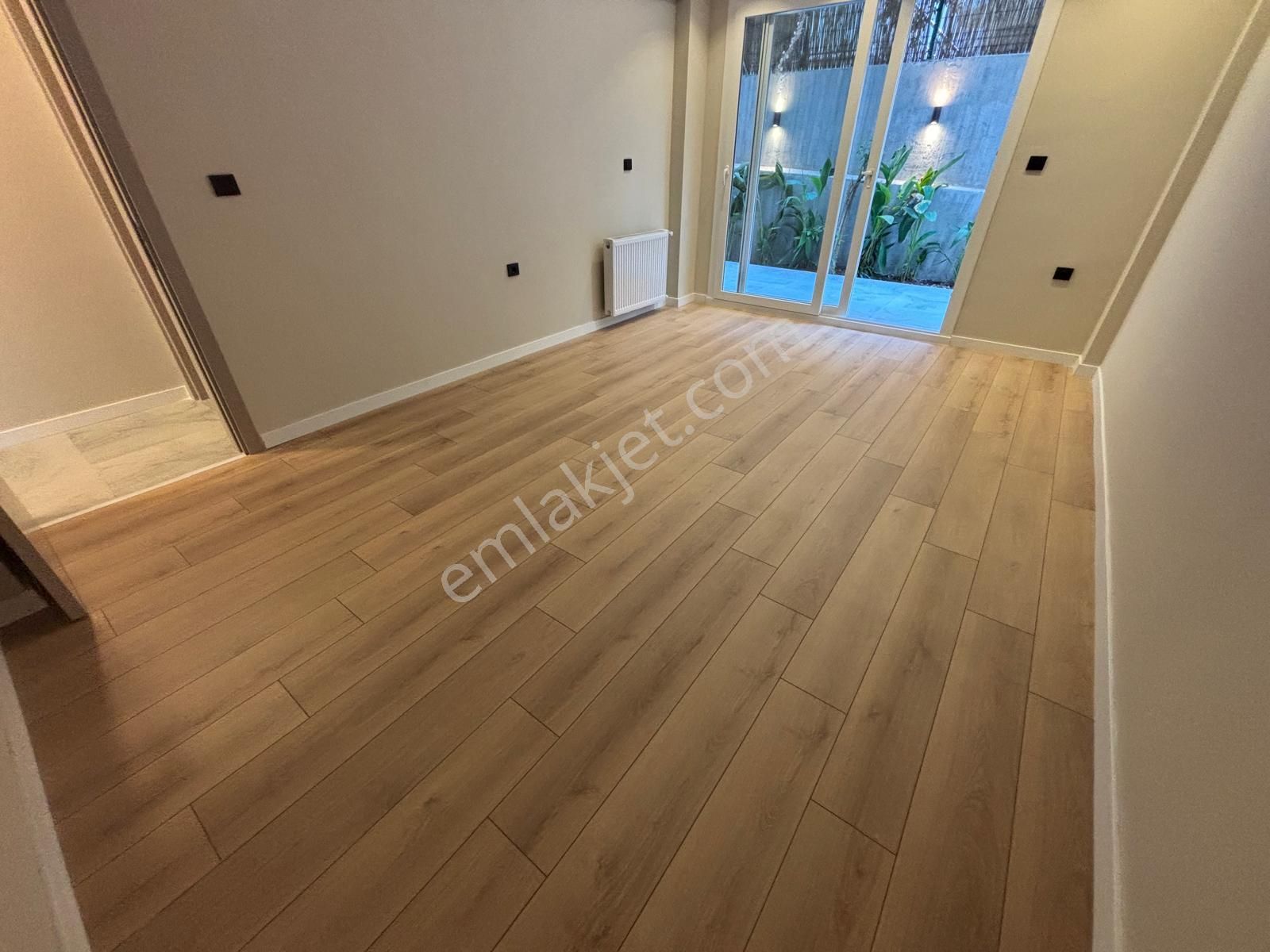 Asilden Amerikan Koleji Yakını Full Tadilatı Satılık 3+1 - Görsel 19