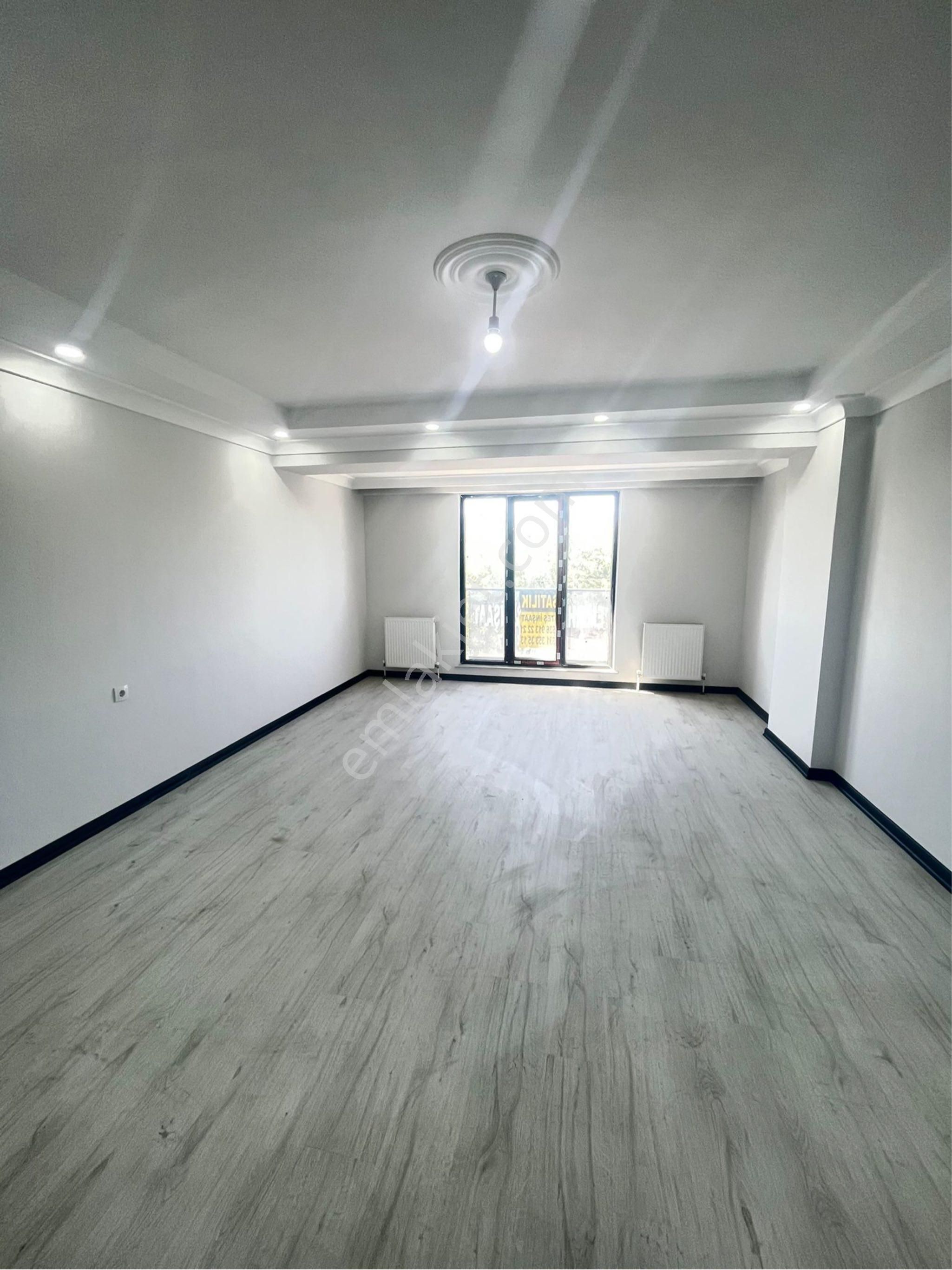 Başakşehir Altınşehir Mahallesinde Satılık 3+1 Arakat