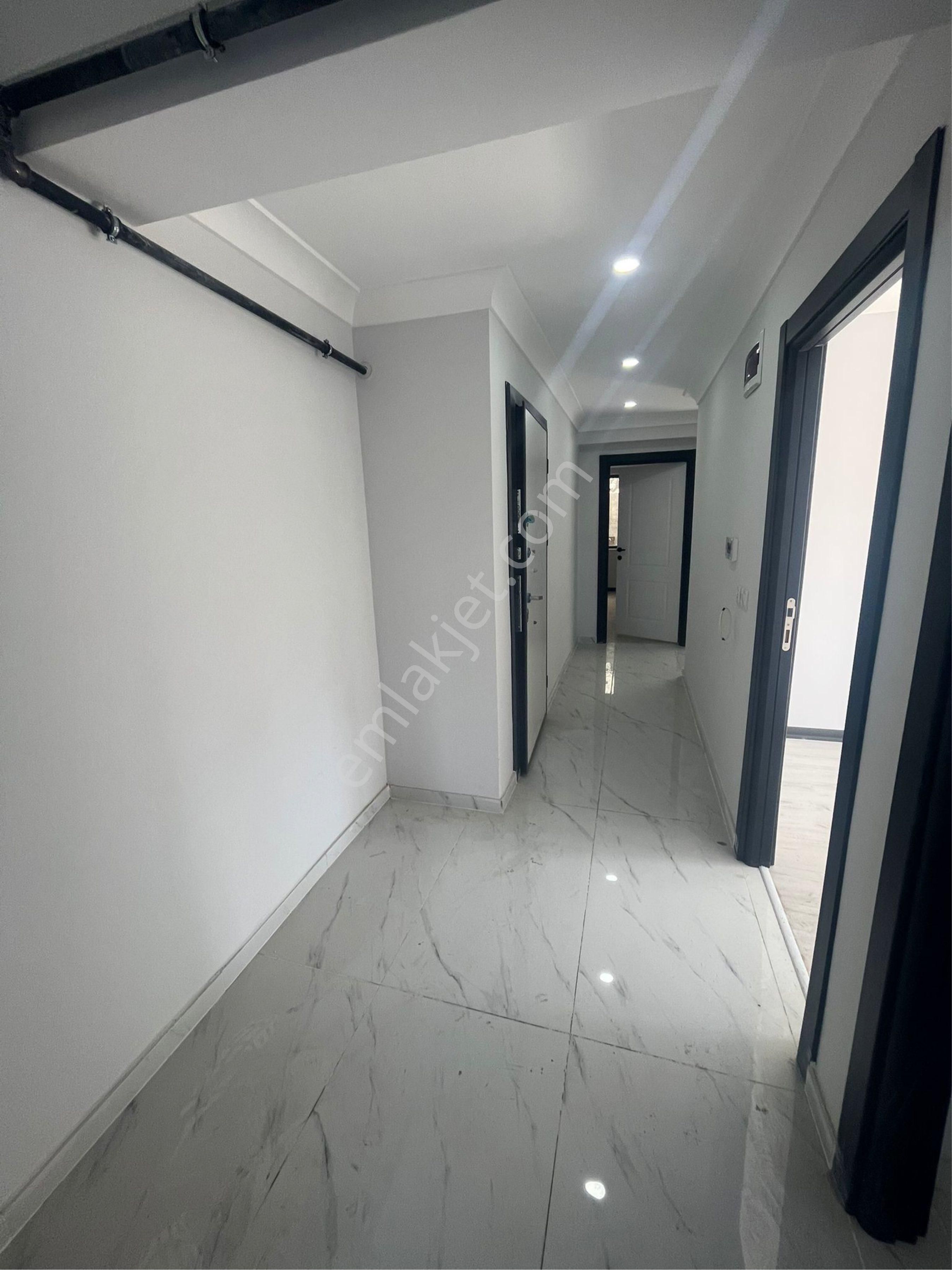 Başakşehir Altınşehir Mahallesinde Satılık 3+1 Arakat - Görsel 3