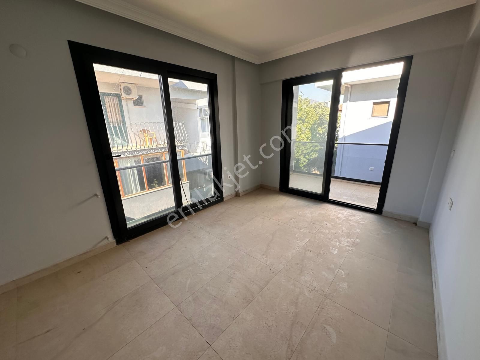 Stop’tan Çalış Plajına 200m.mesafede Tripleks Villa - Görsel 14