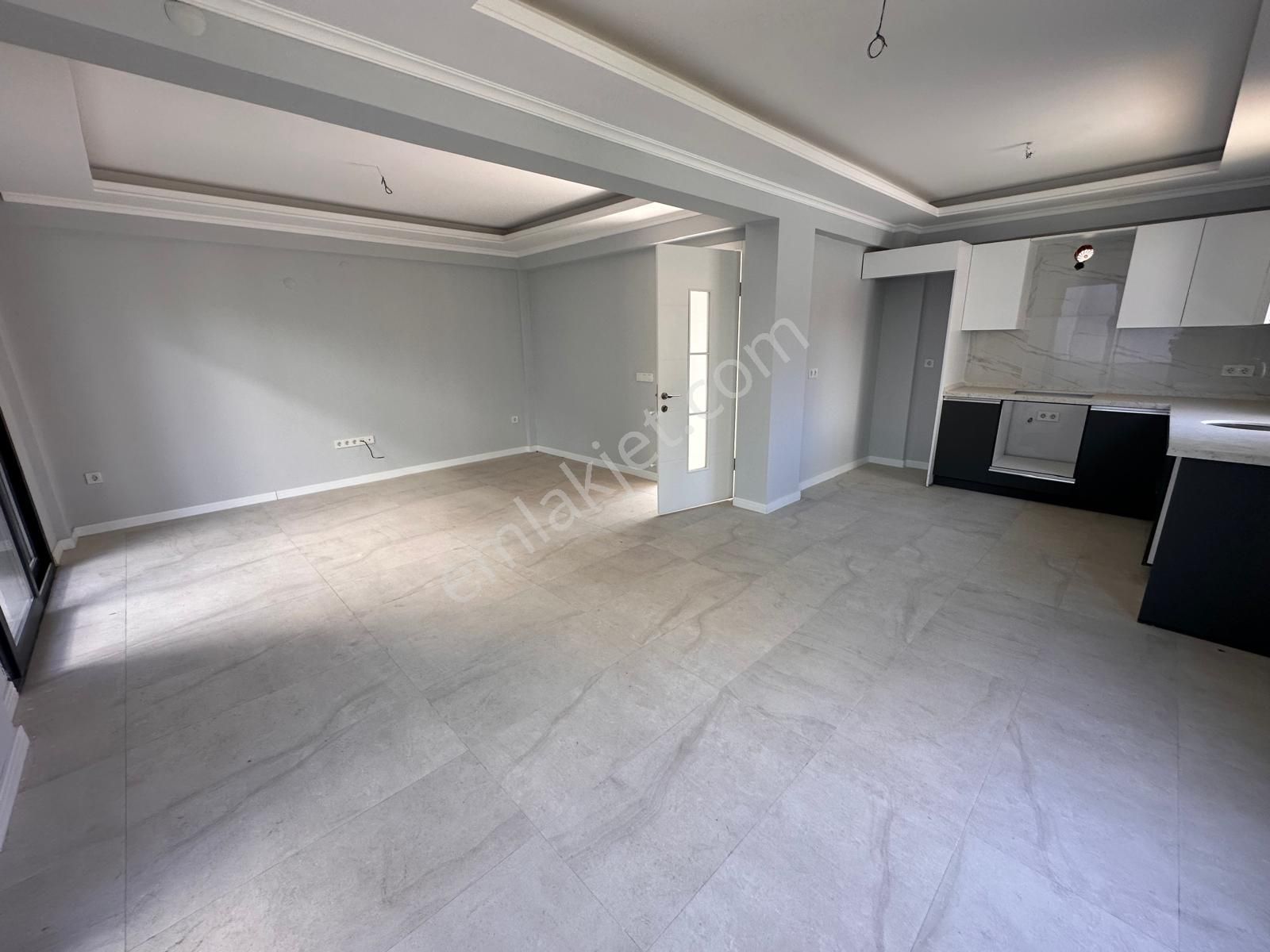 Stop’tan Çalış Plajına 200m.mesafede Tripleks Villa - Görsel 8