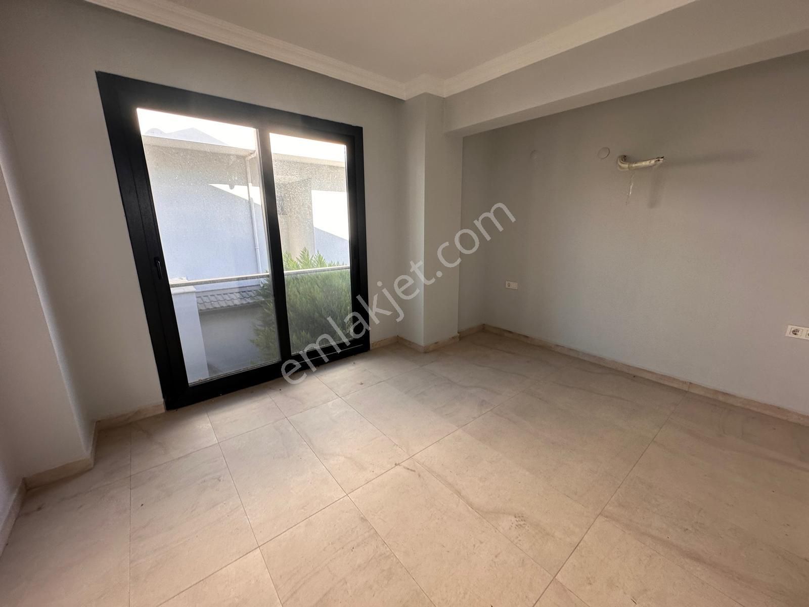 Stop’tan Çalış Plajına 200m.mesafede Tripleks Villa - Görsel 13