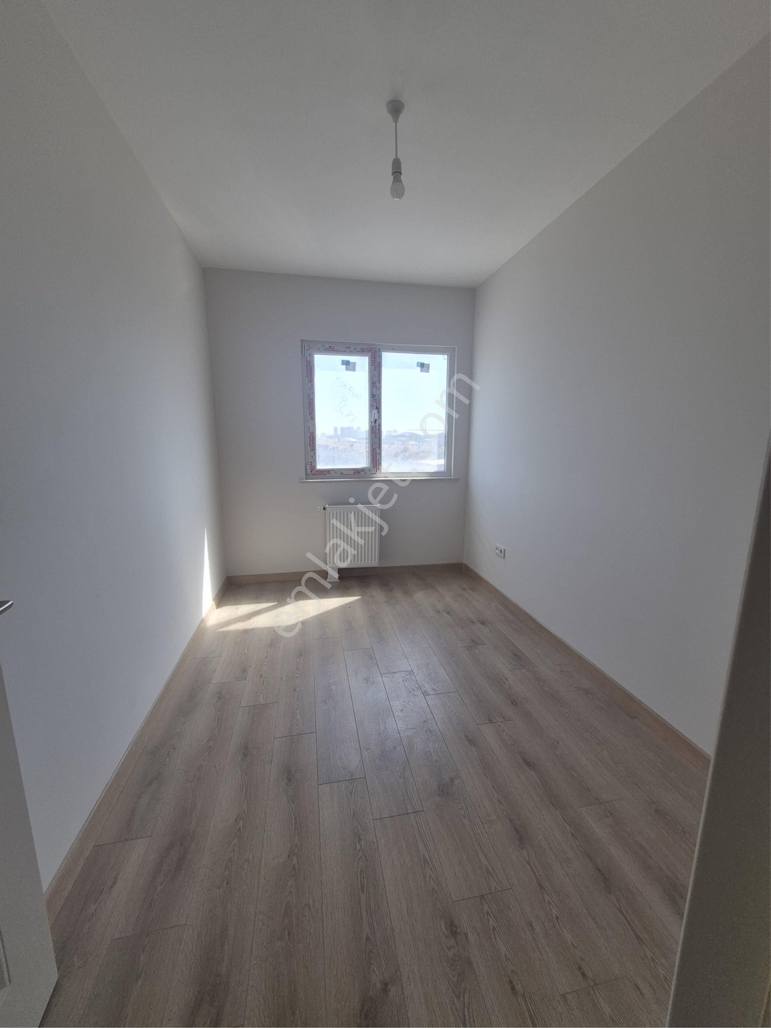 Başakşehir Sakura Evleri Sitesinde Satılık 2+1 Arakat - Görsel 6