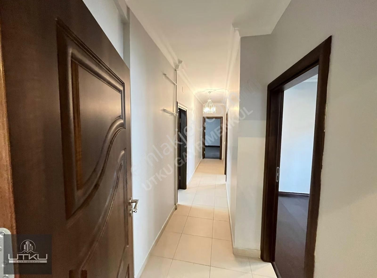 Utkudan Caddebostan Sahile Yakın Balkonlu 125 M2 Satılık 3+1 - Görsel 15