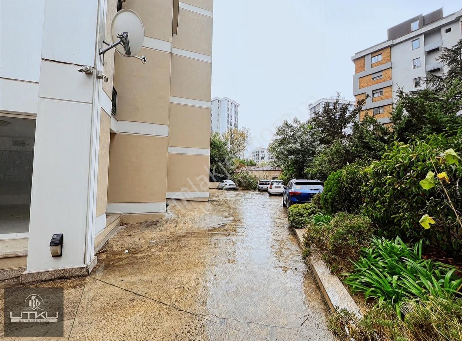 Utkudan Caddebostan Sahilde Balkonlu Deniz Manzaralı Satılık 3+1 - Görsel 4