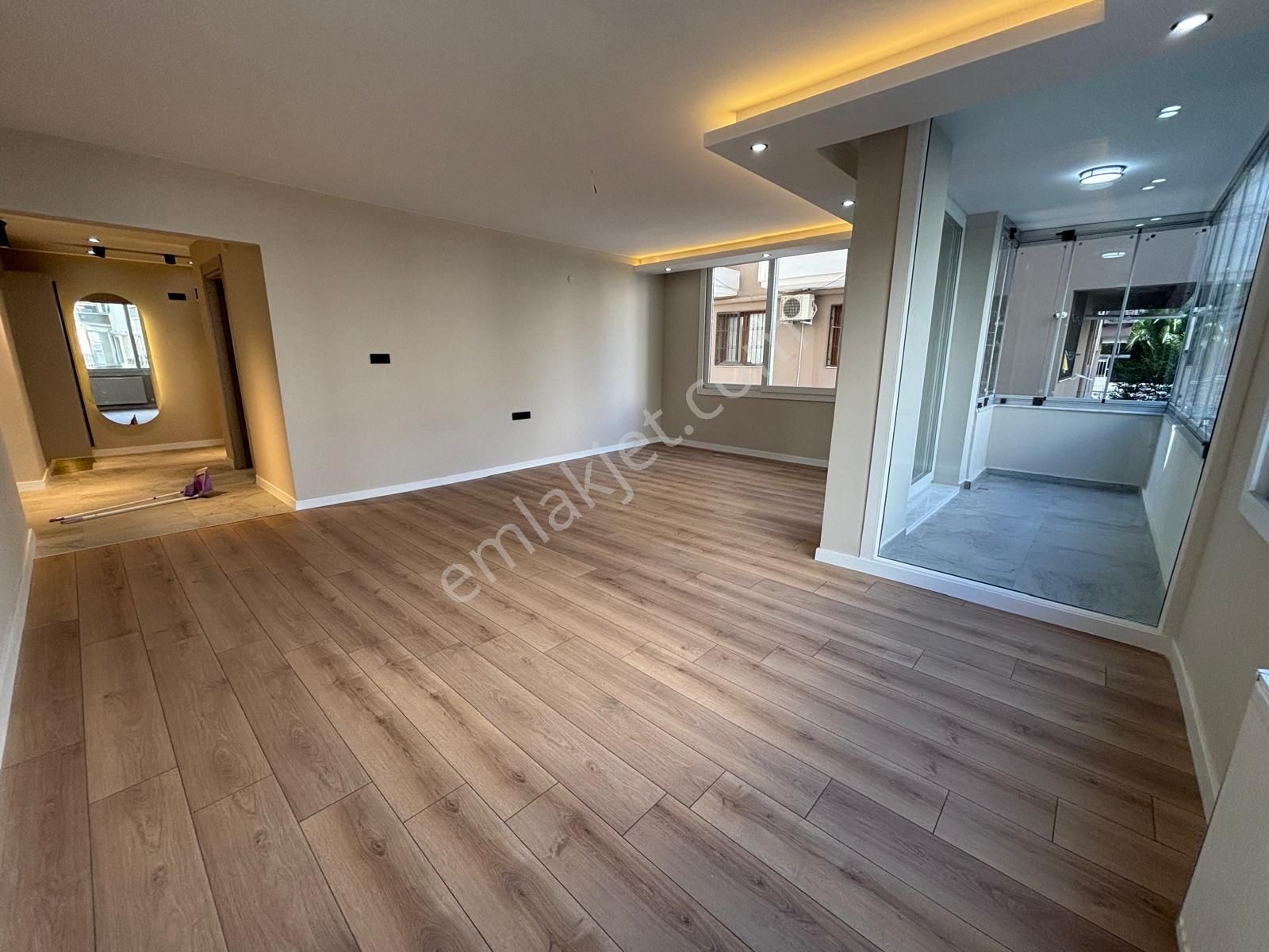 Asilden Hatay, Arap Hasan'da Full Tadilatlı Satılık 3+1 Daire - Görsel 8