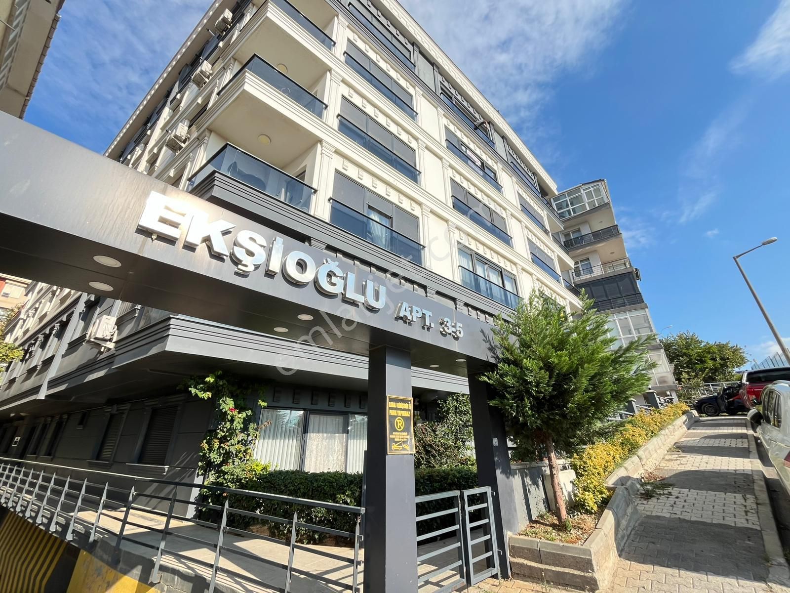 ▃artemin▃bostancı Marmaray'da Deniz Manzaralı Ön Cephe 105m² 3+1