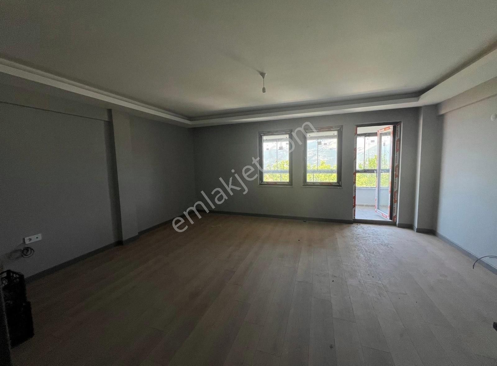 Gemlik Umurbey Köyünde Deniz Manzaralı Dubleks 4+1 Daire - Görsel 14