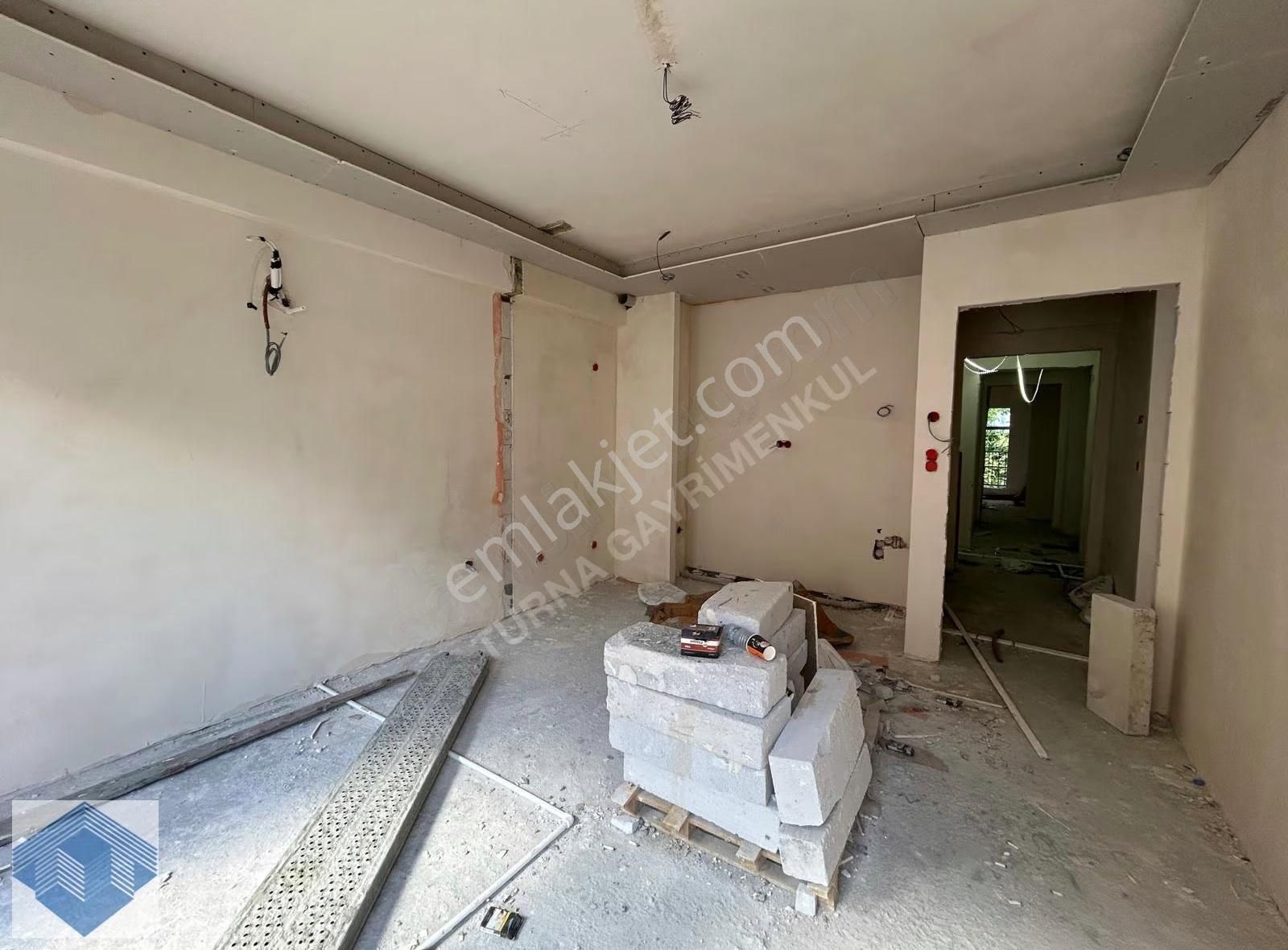 Beşiktaşta Sıfır, Lüks Malzemelerle İnşa Edilmiş Dubleks Daire - Görsel 22