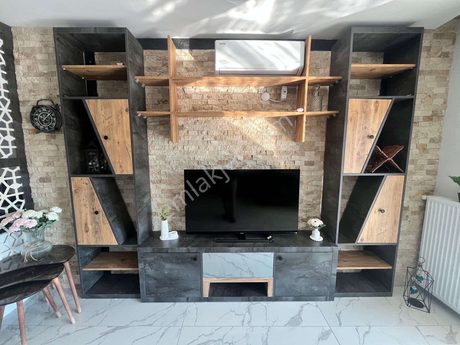 Çeşmeli Sahil'de Özel Havuzlu, Saunalı, Şömineli 5+1 Lüks Villa - Görsel 9