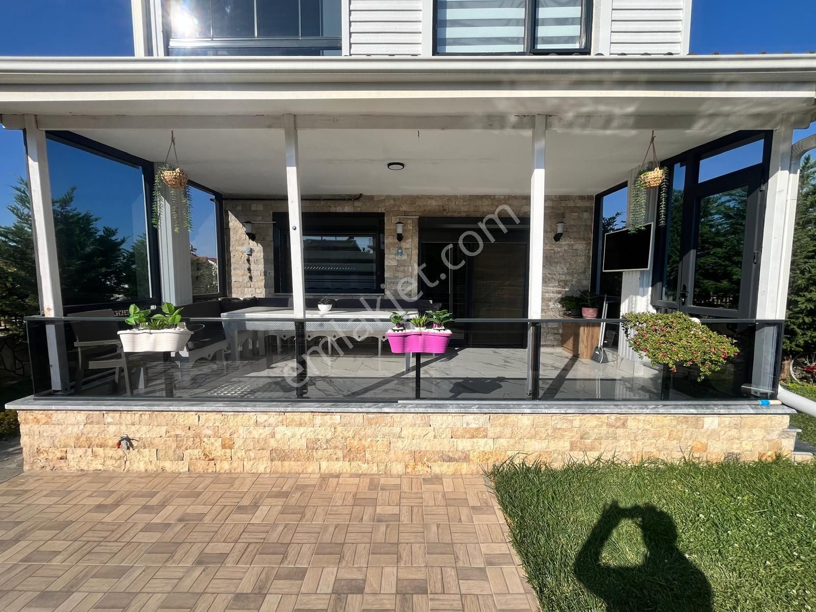 Çeşmeli Sahil'de Özel Havuzlu, Saunalı, Şömineli 5+1 Lüks Villa - Görsel 4