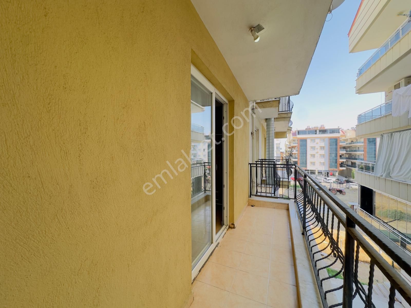 Didim Yenimahallede Emsallerine Göre Uygun 2+1 Satılık Fırsat Daire - Görsel 17