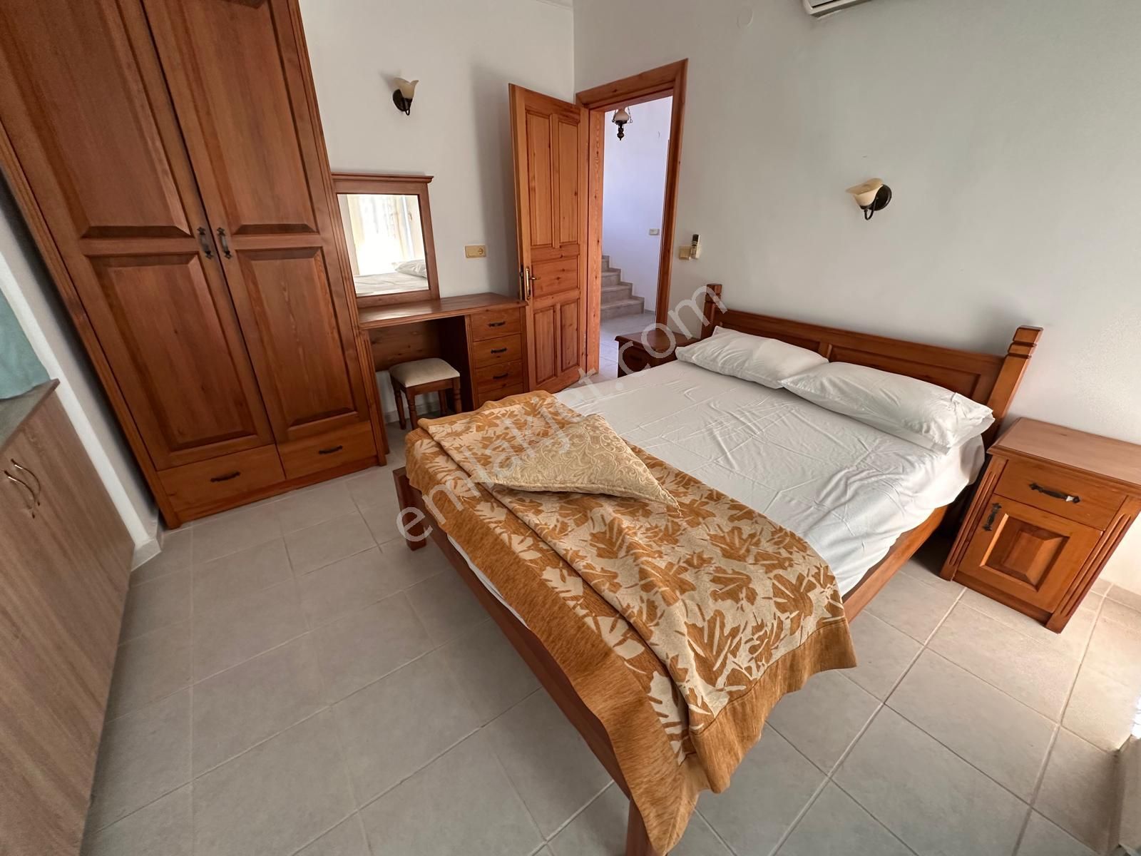 Stop’tan Foça Çalış Plajına 500m.mesafede Site İçi Havuzlu Villa - Görsel 28